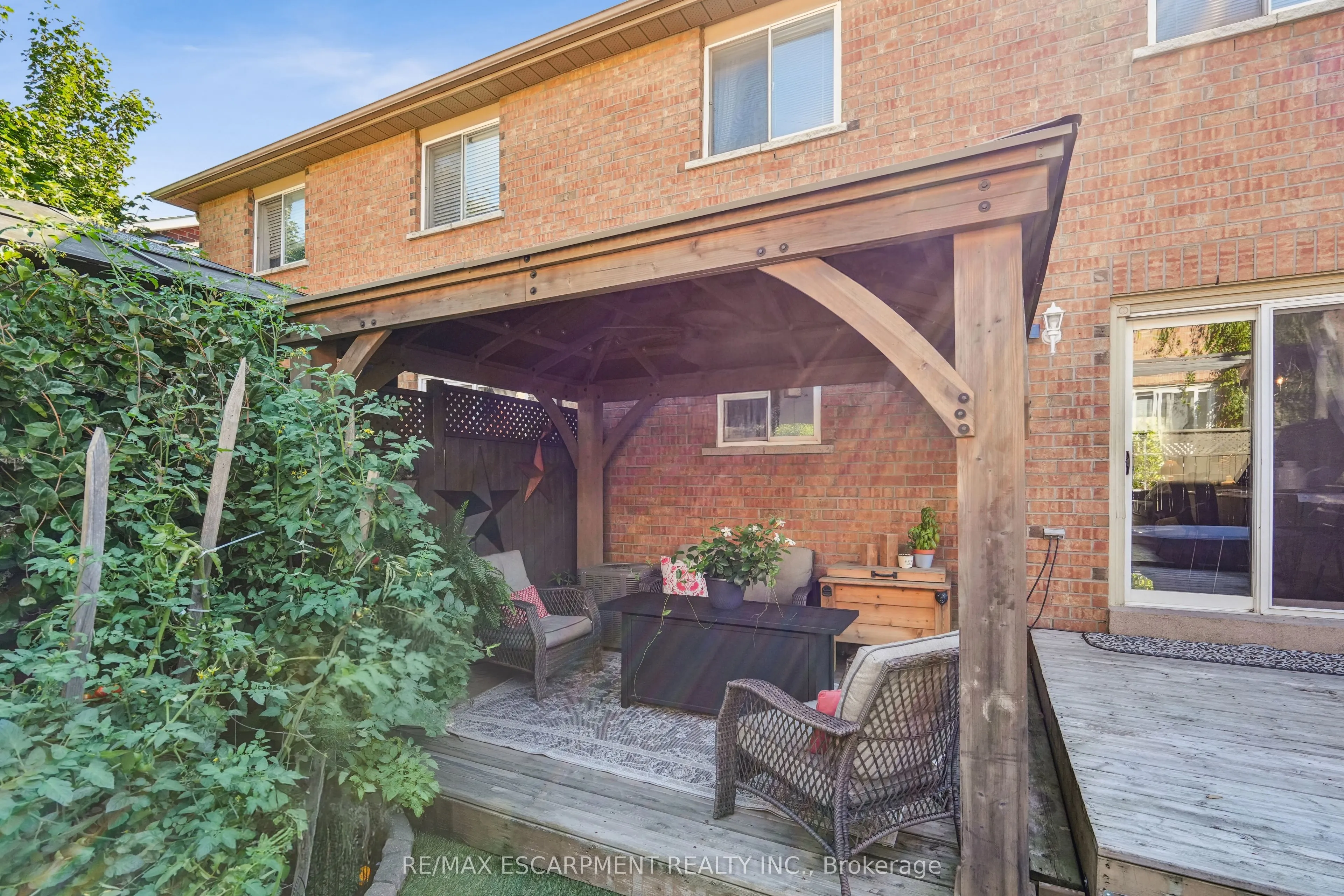 46 Dawson Crescent