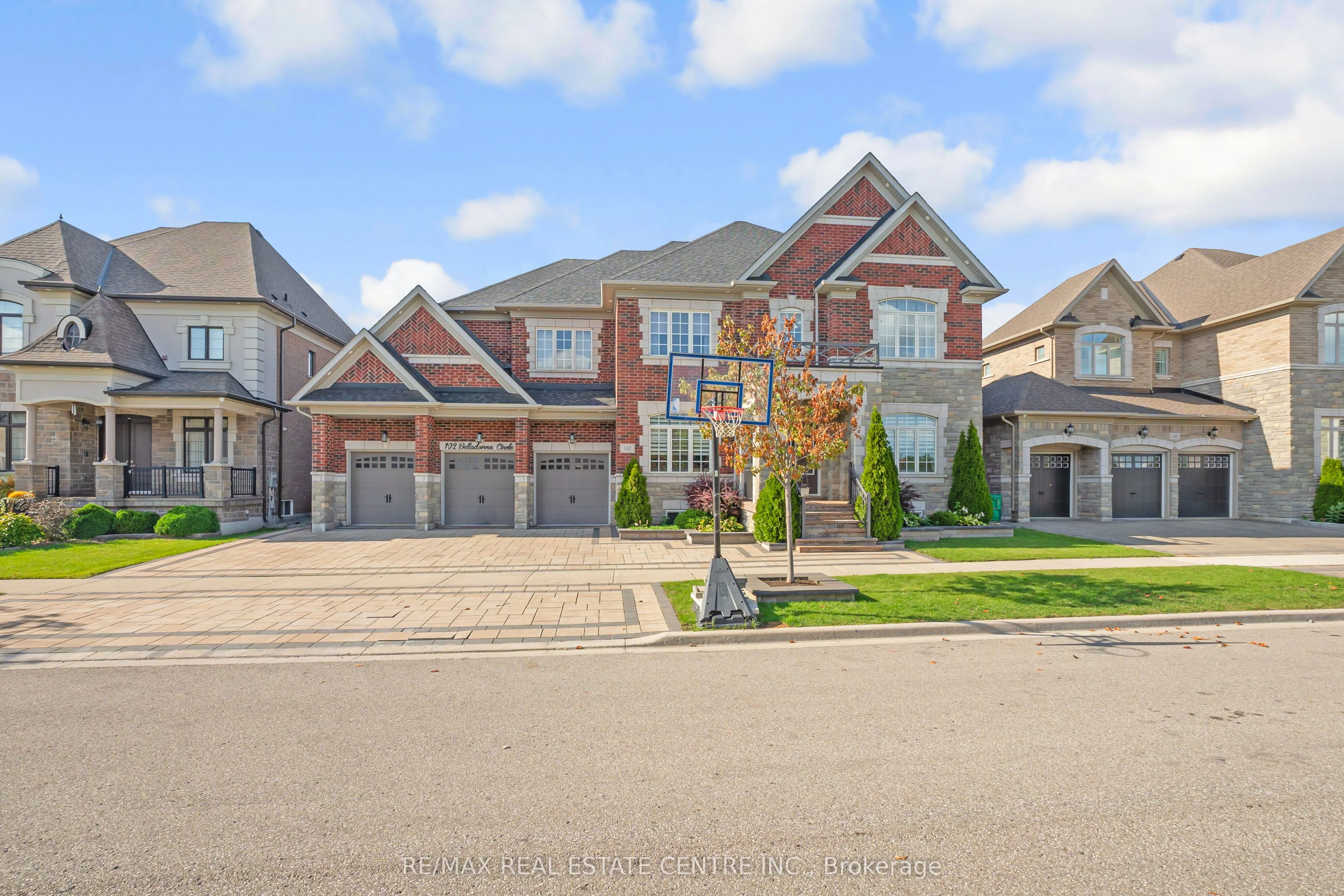 102 Belladonna Circle