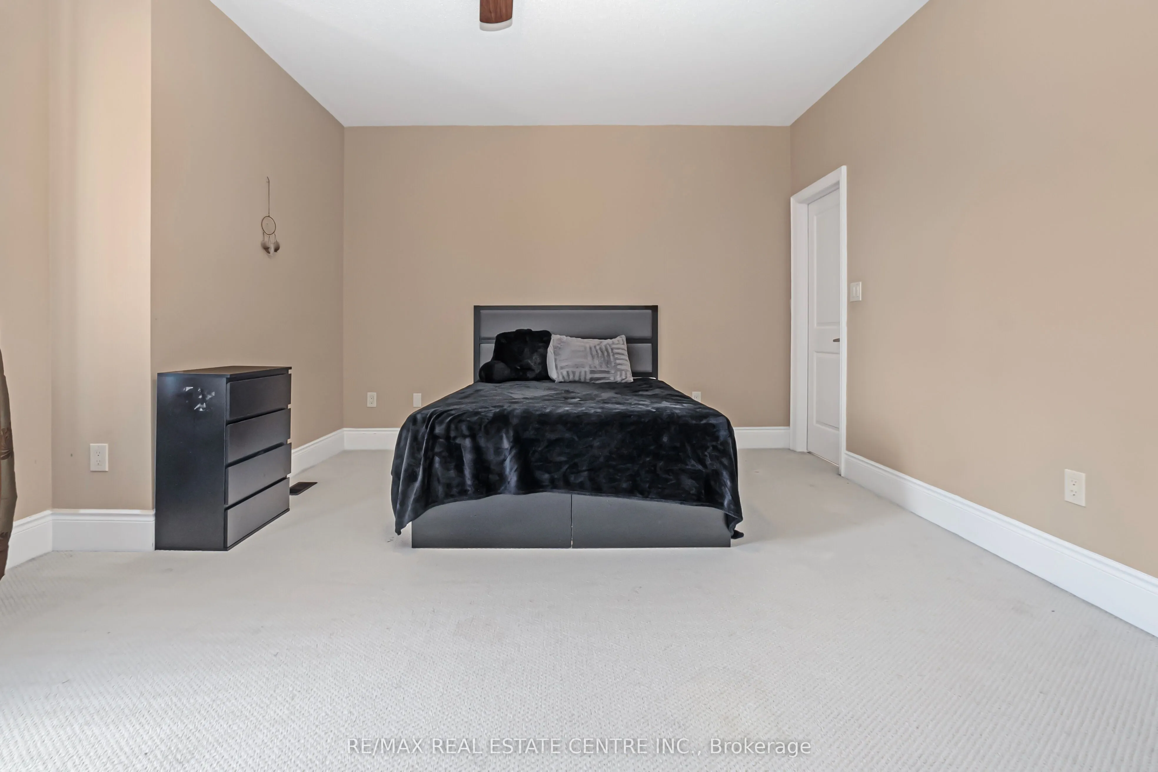 102 Belladonna Circle