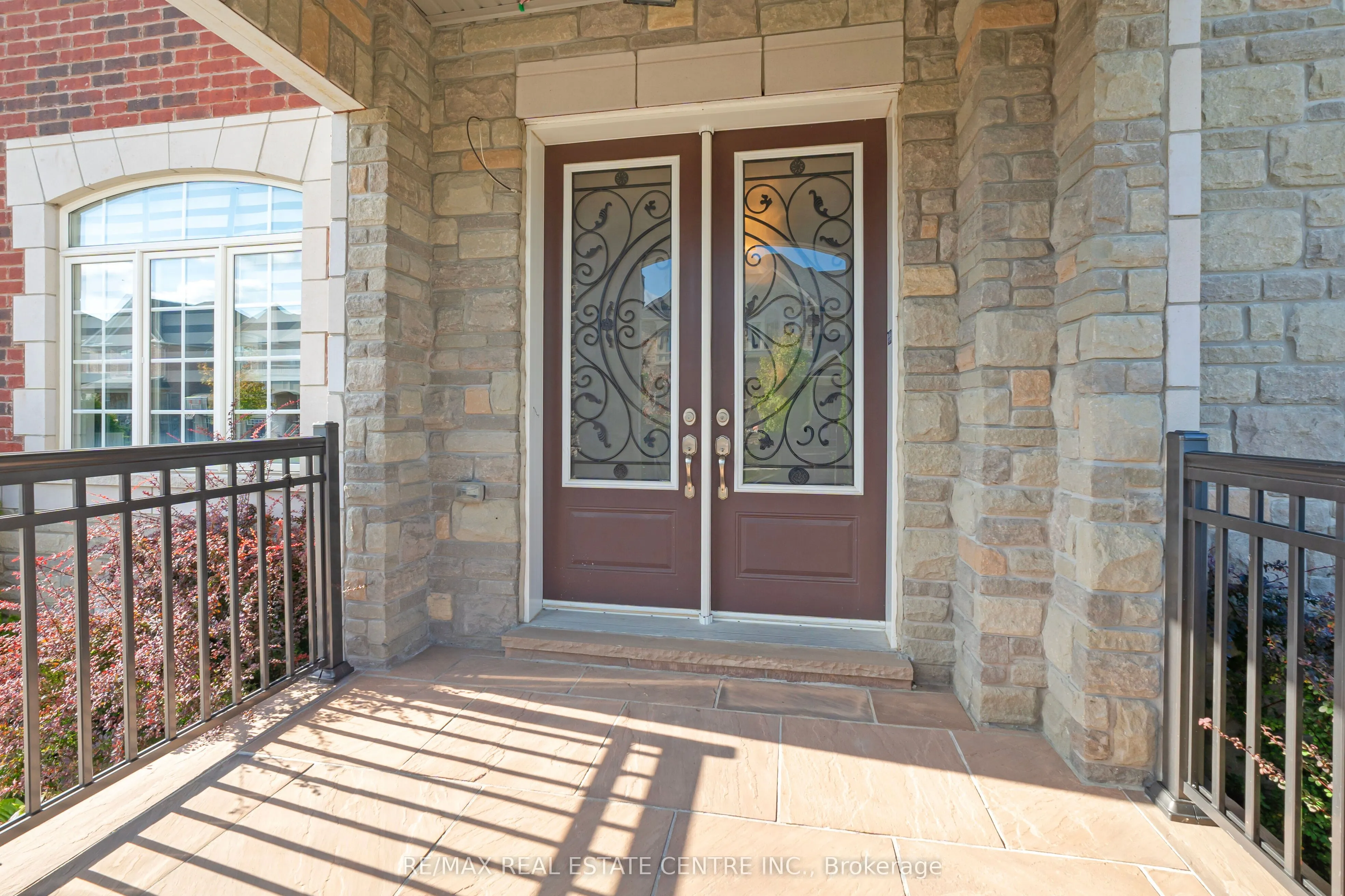 102 Belladonna Circle