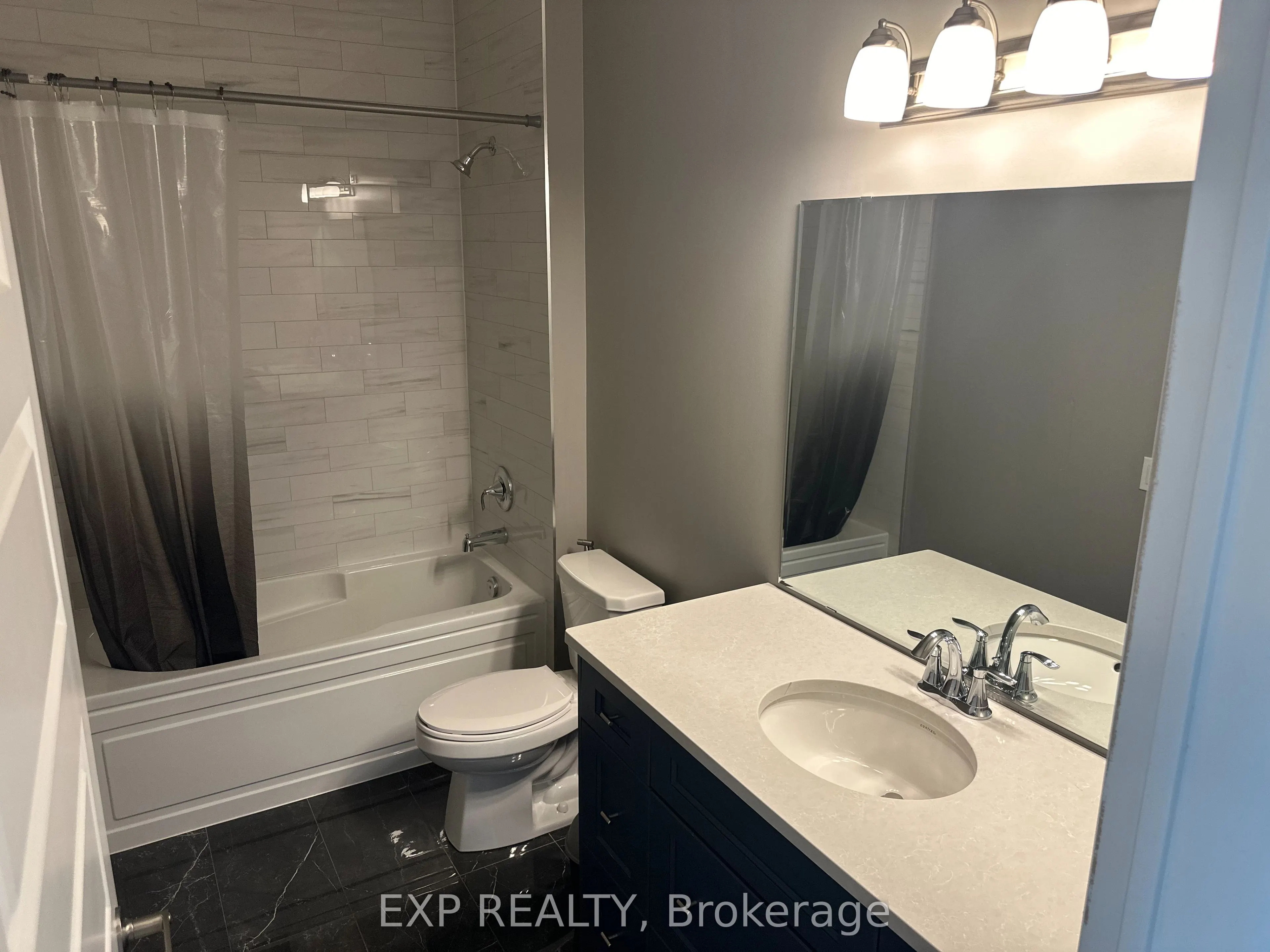 95 Dundas Street W, #403