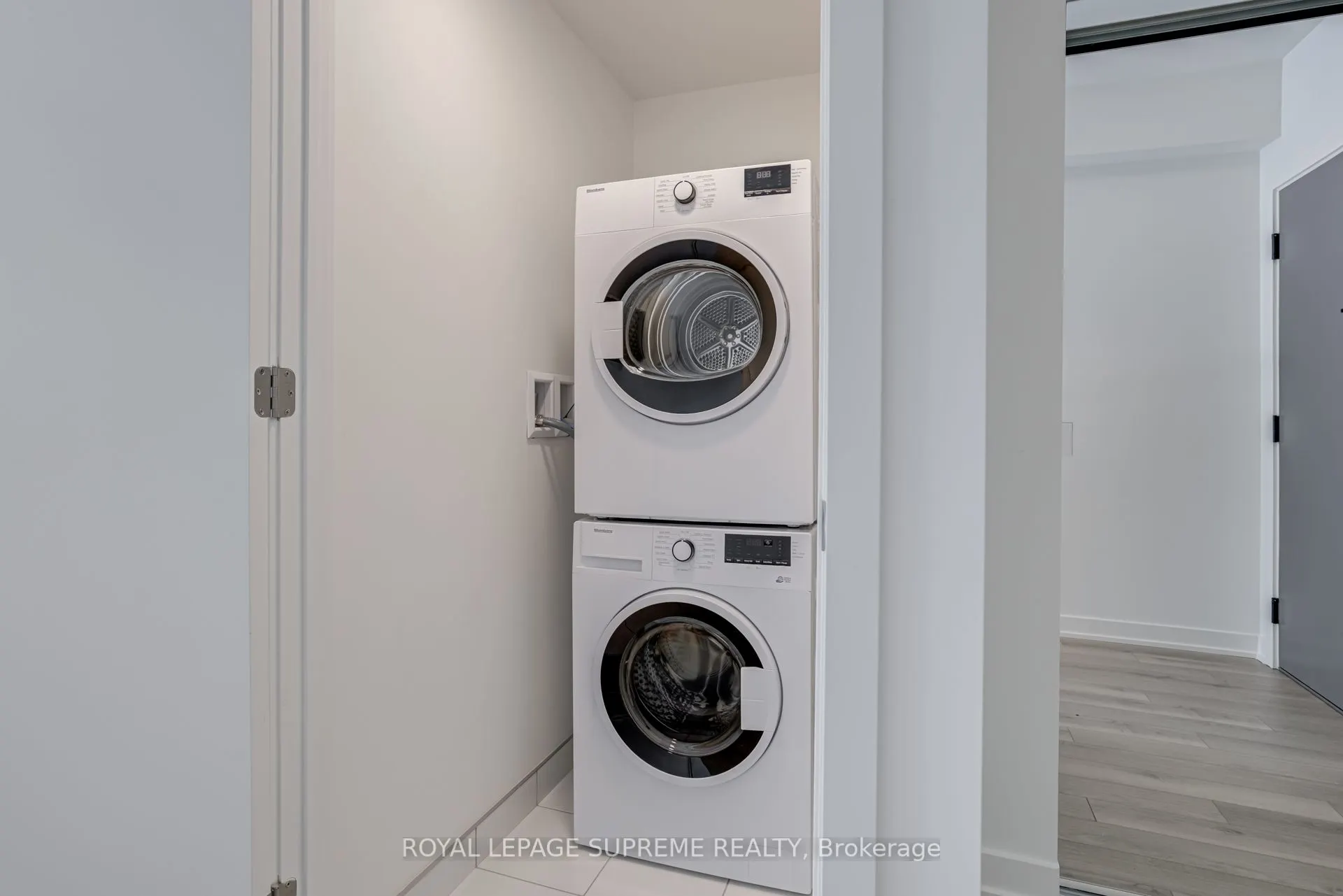 3079 Trafalgar Road, #1501