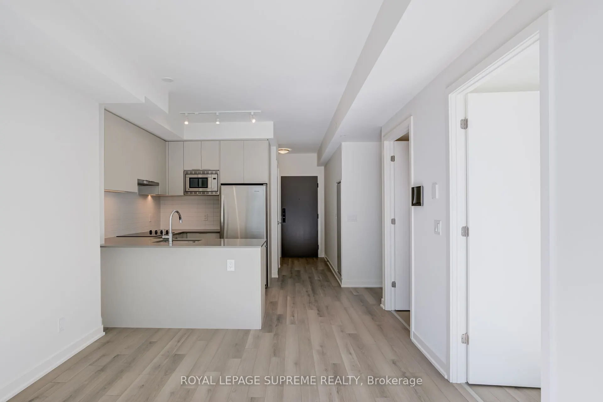3079 Trafalgar Road, #1501