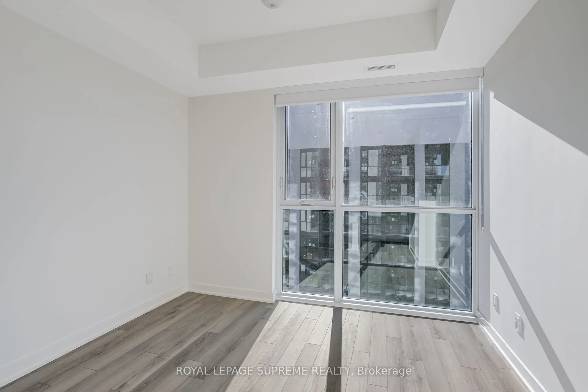 3079 Trafalgar Road, #1501