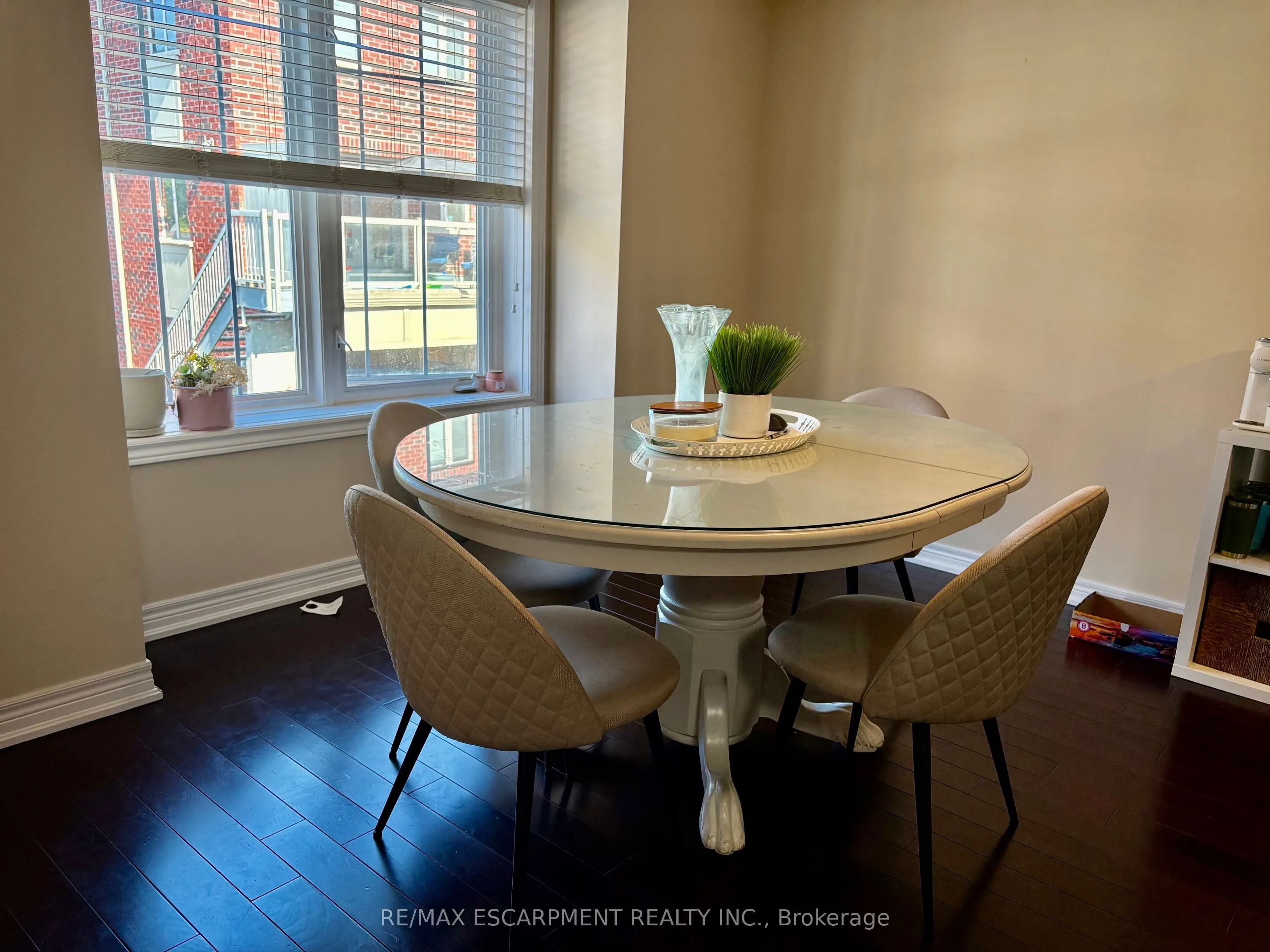 362 Plains Road E, #10