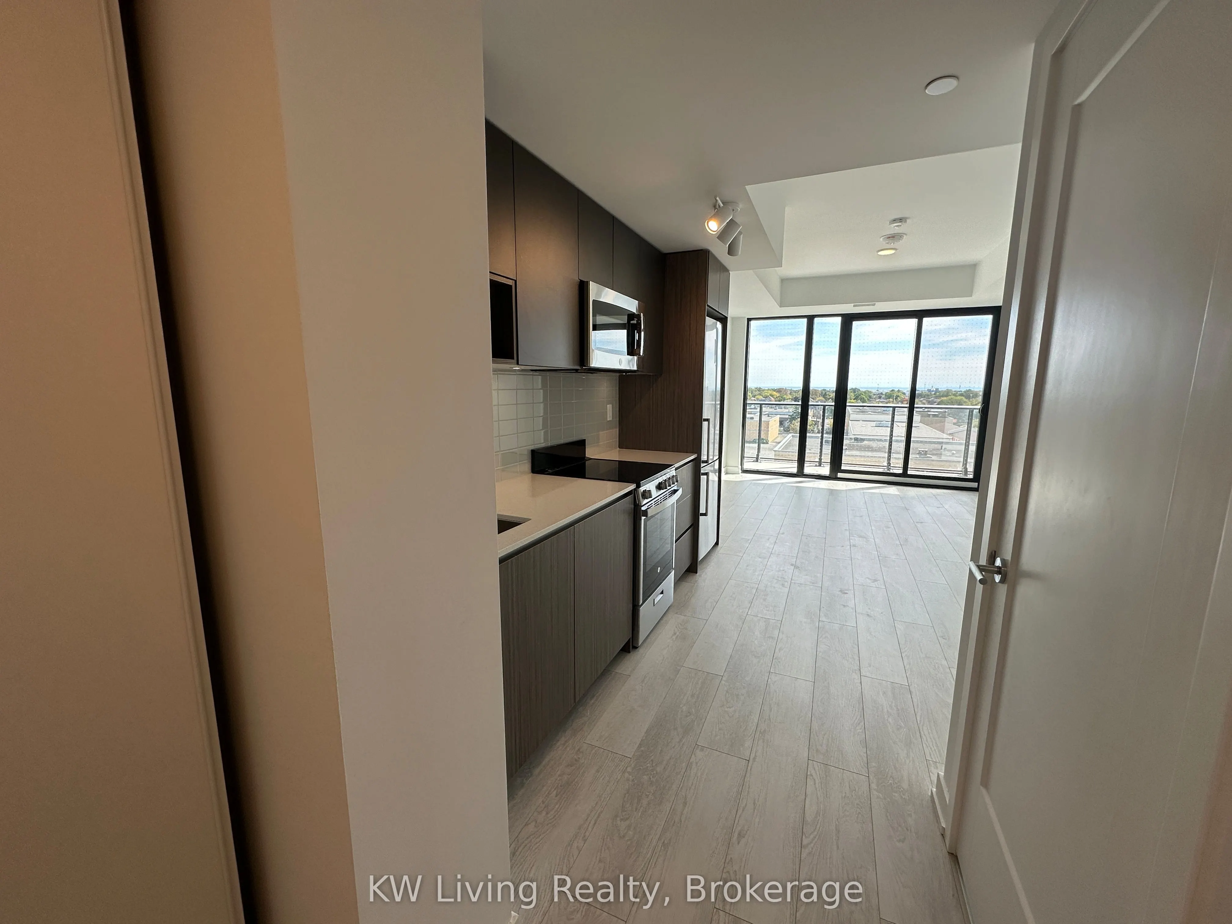 801 The Queensway, #612
