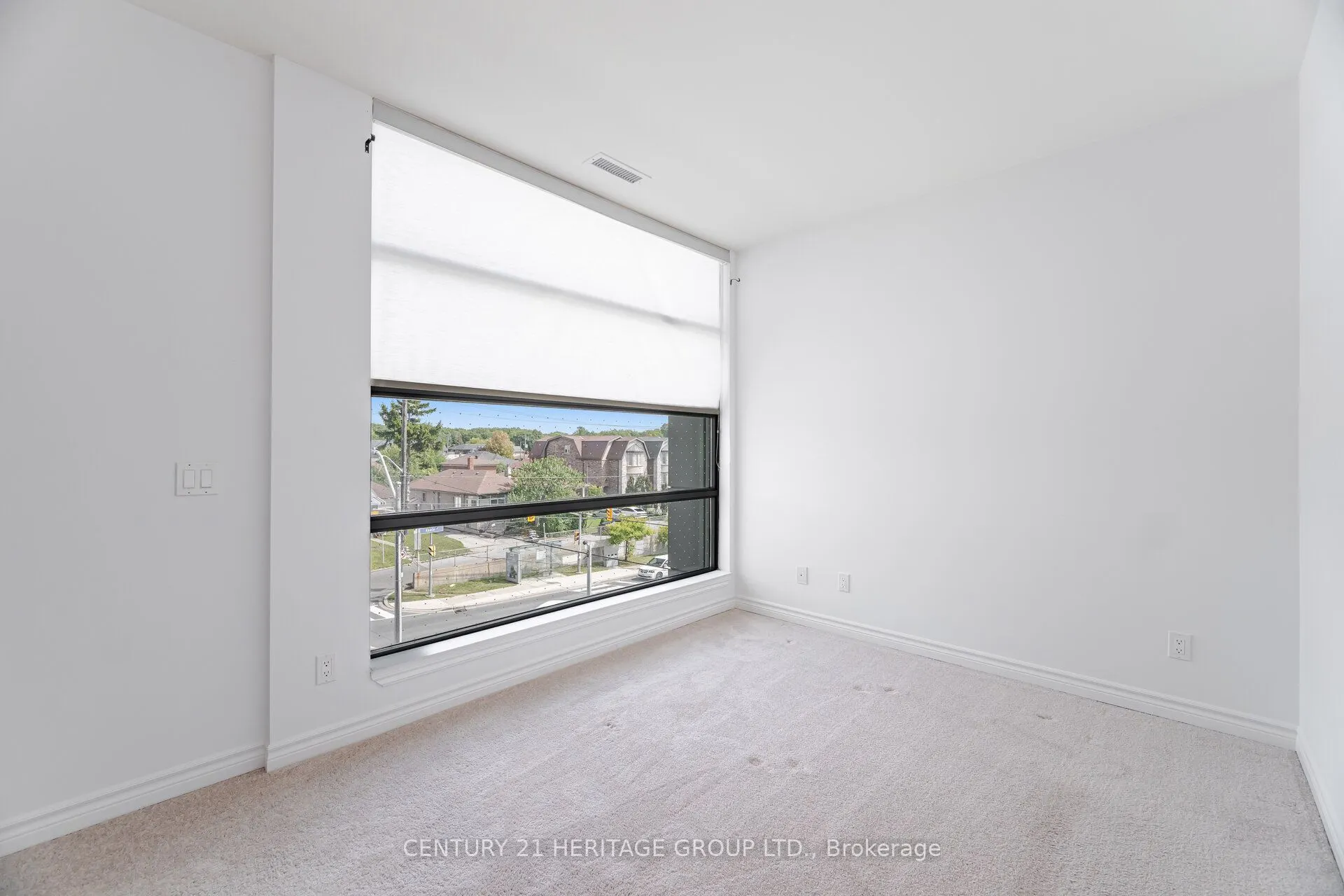 2522 Keele Street, #320