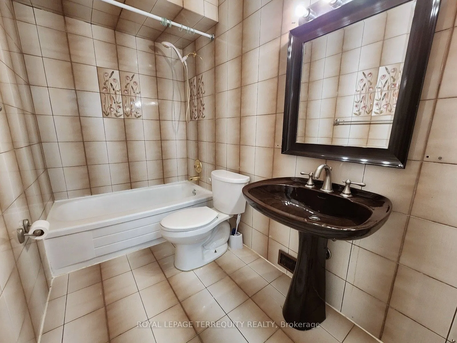 703 Burnhamthorpe Road, #65