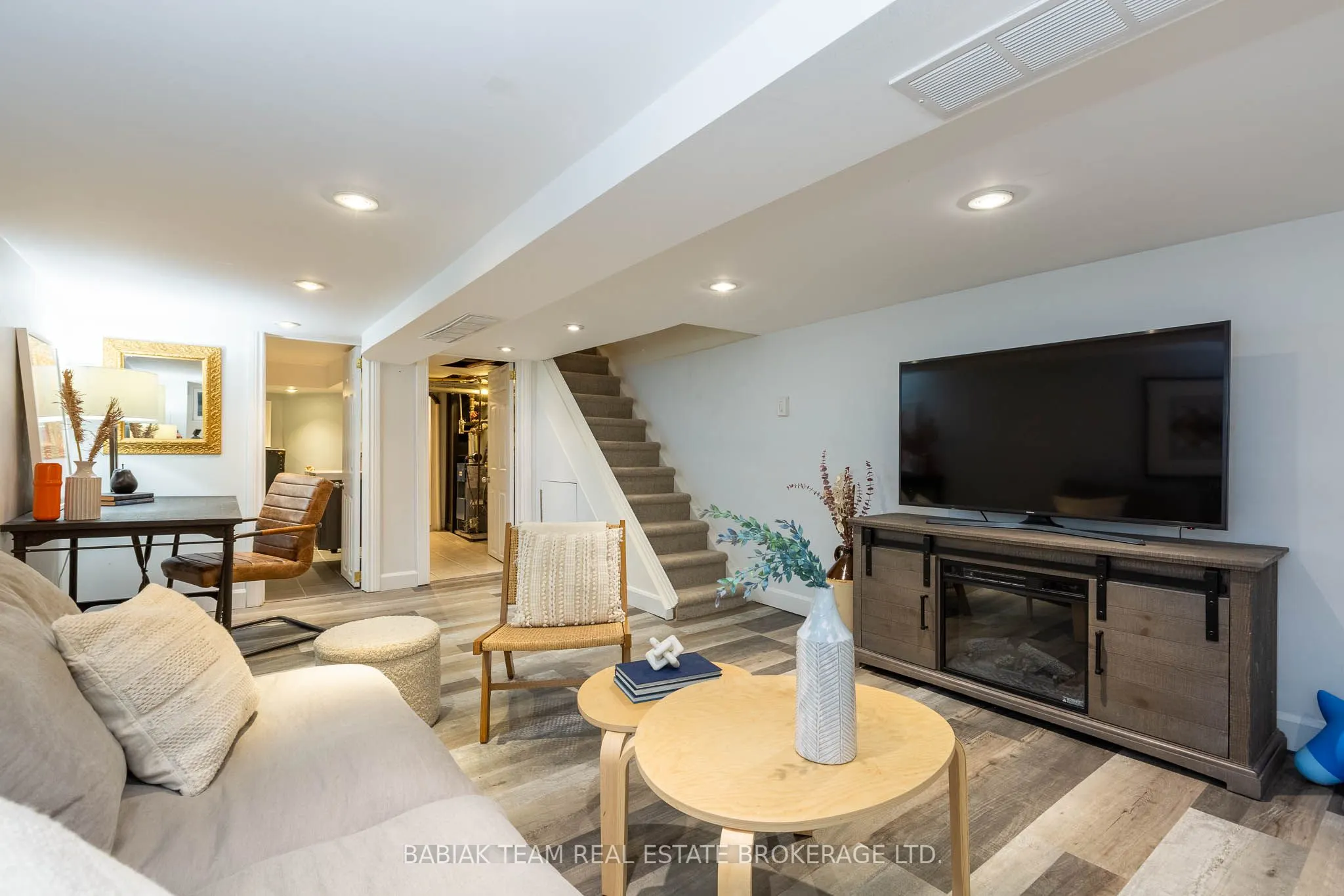 85 Watson Avenue