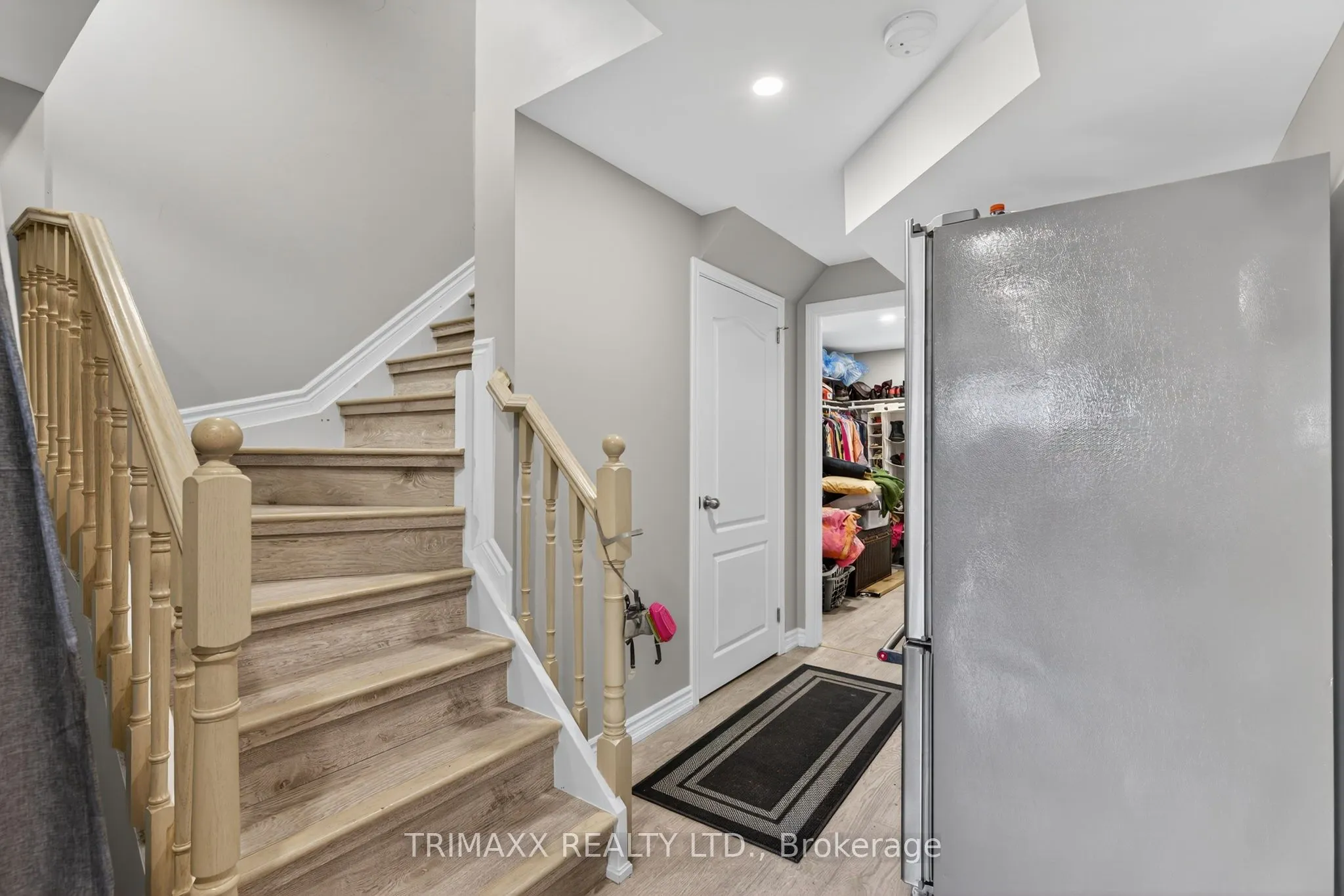 30 Learmont Avenue