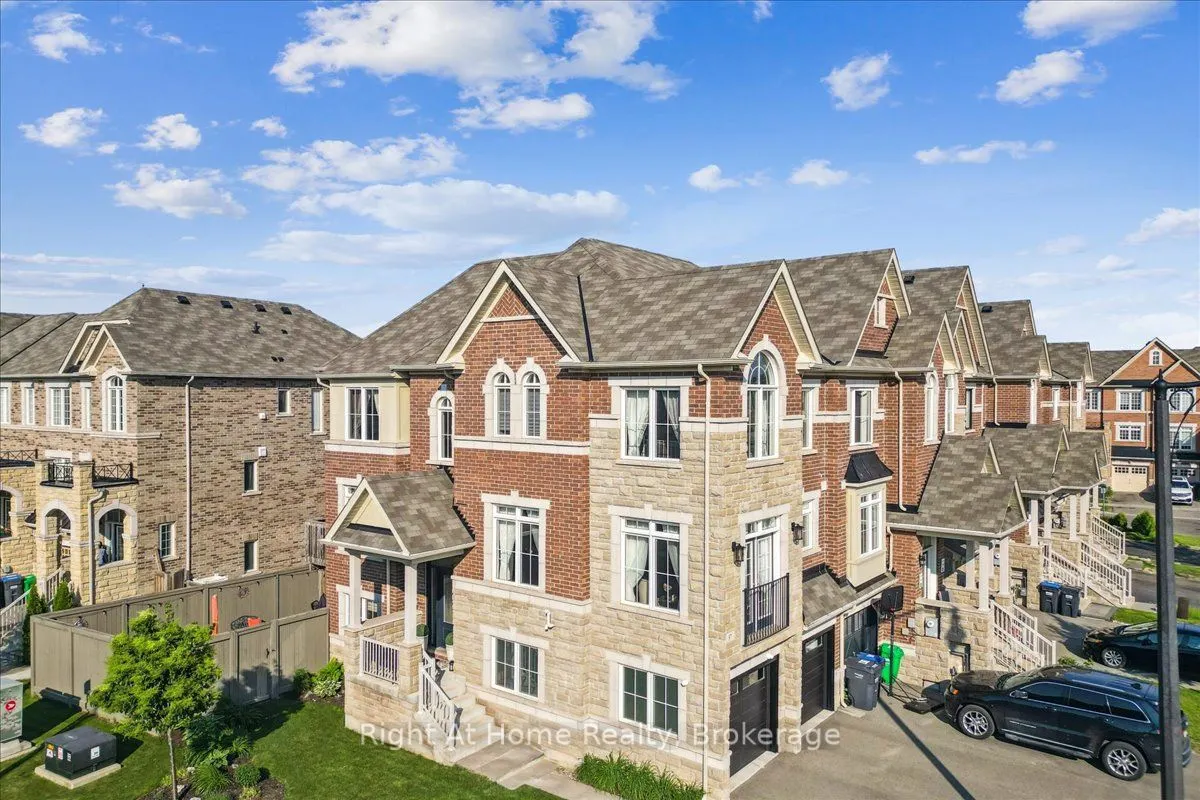 37 Rockman Crescent