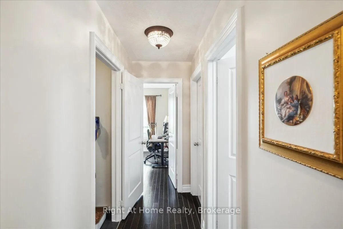 37 Rockman Crescent