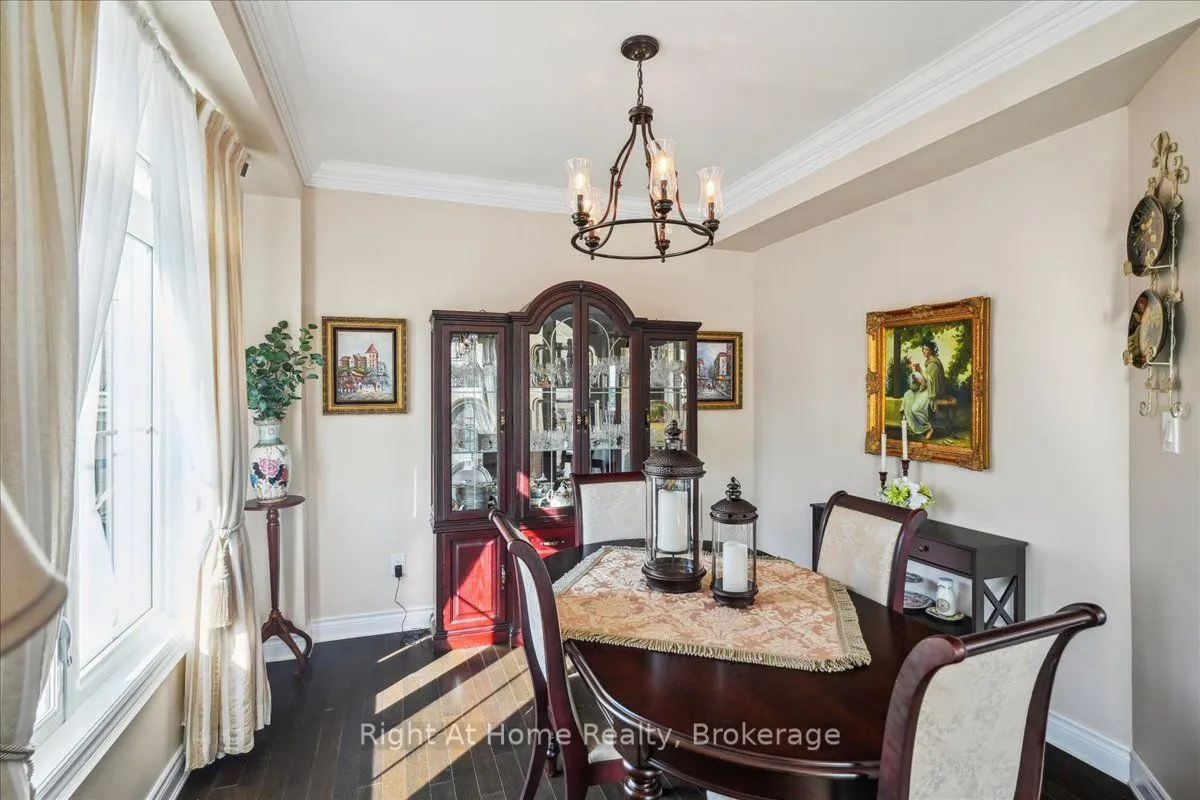 37 Rockman Crescent