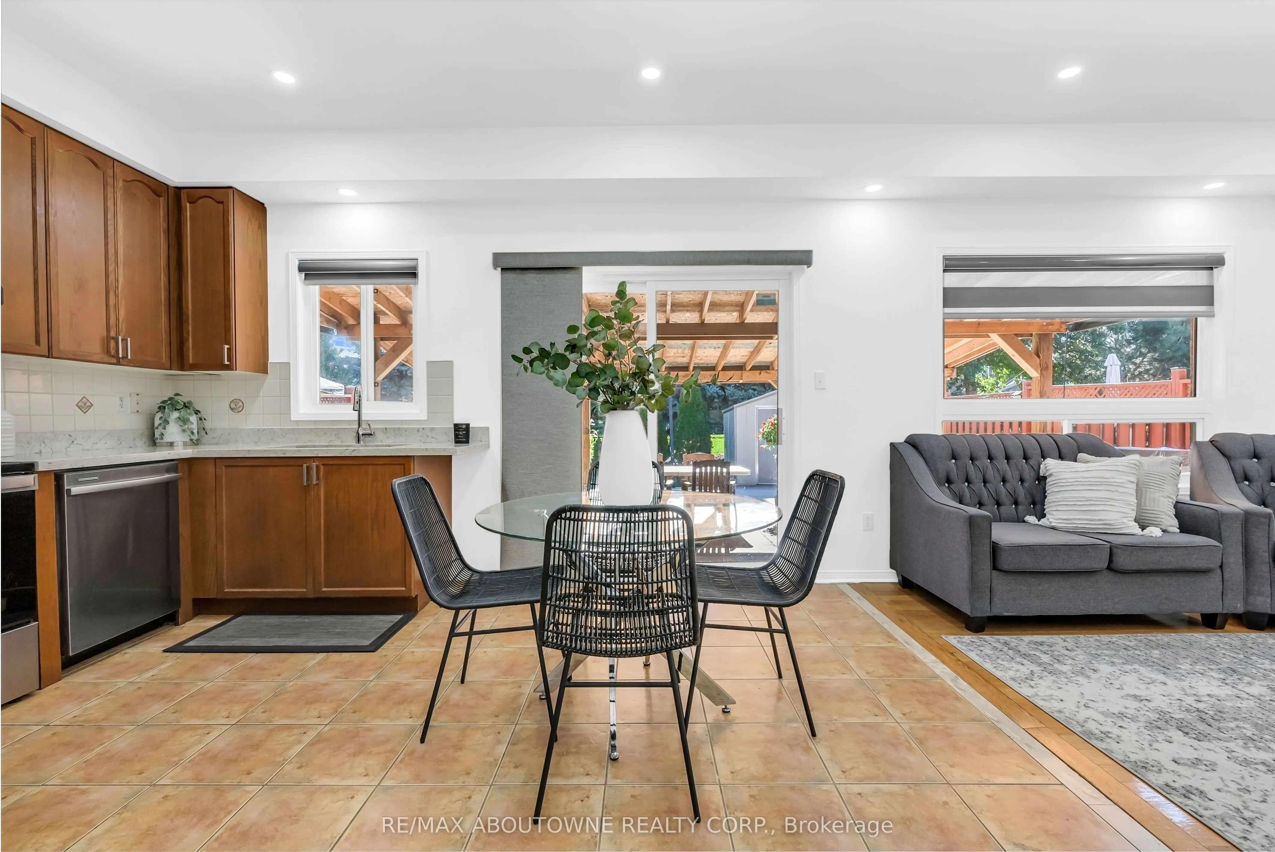 7 Rockrose Drive