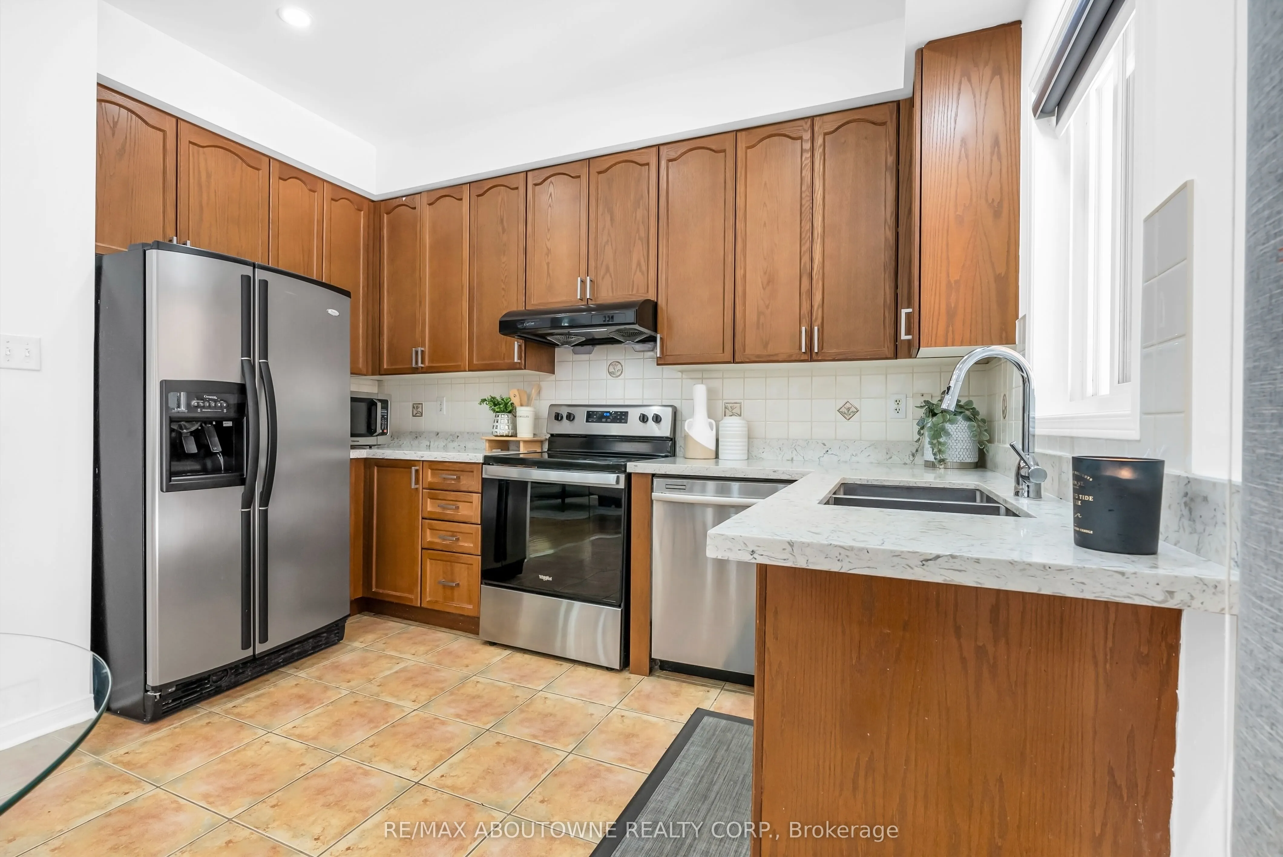7 Rockrose Drive