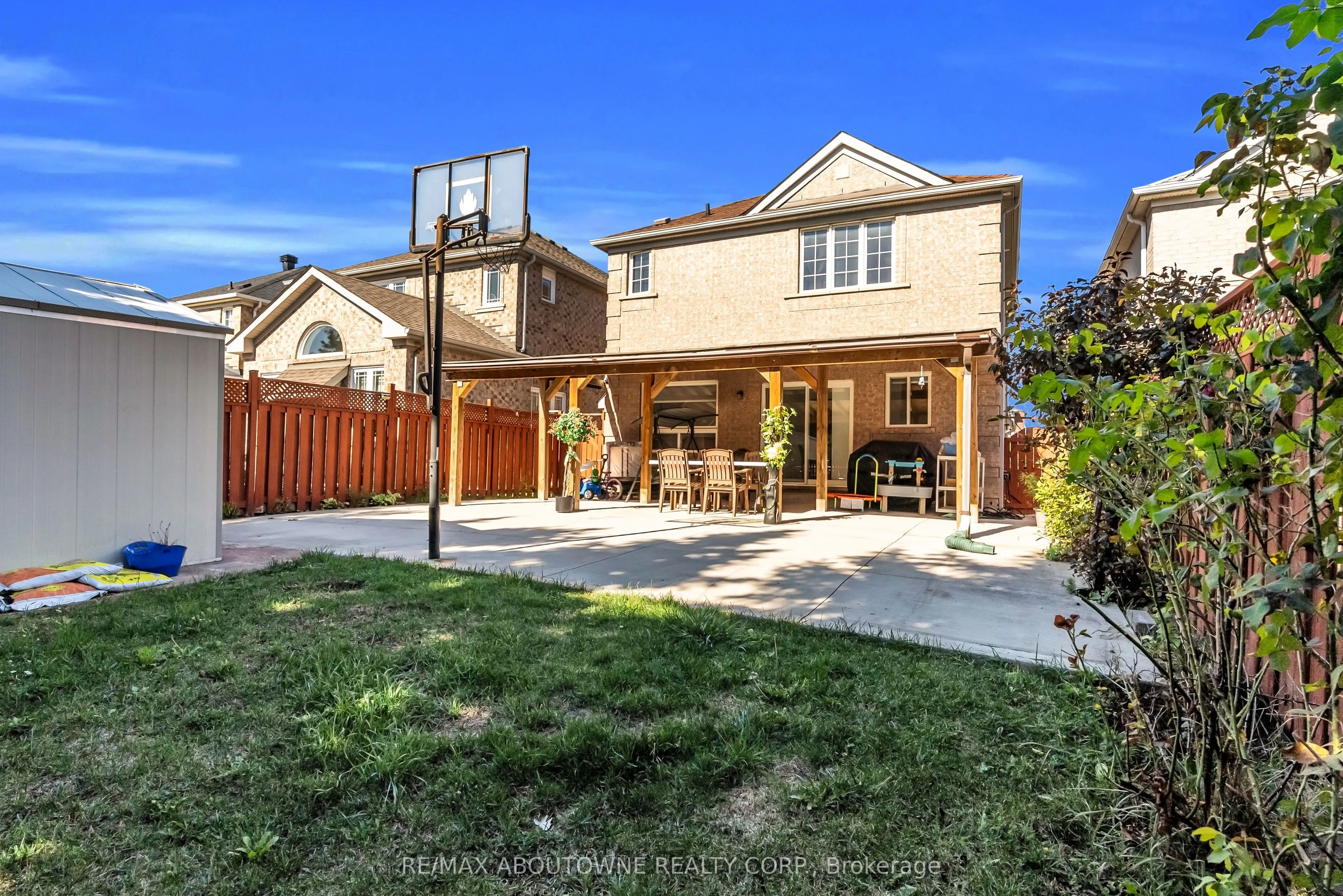 7 Rockrose Drive