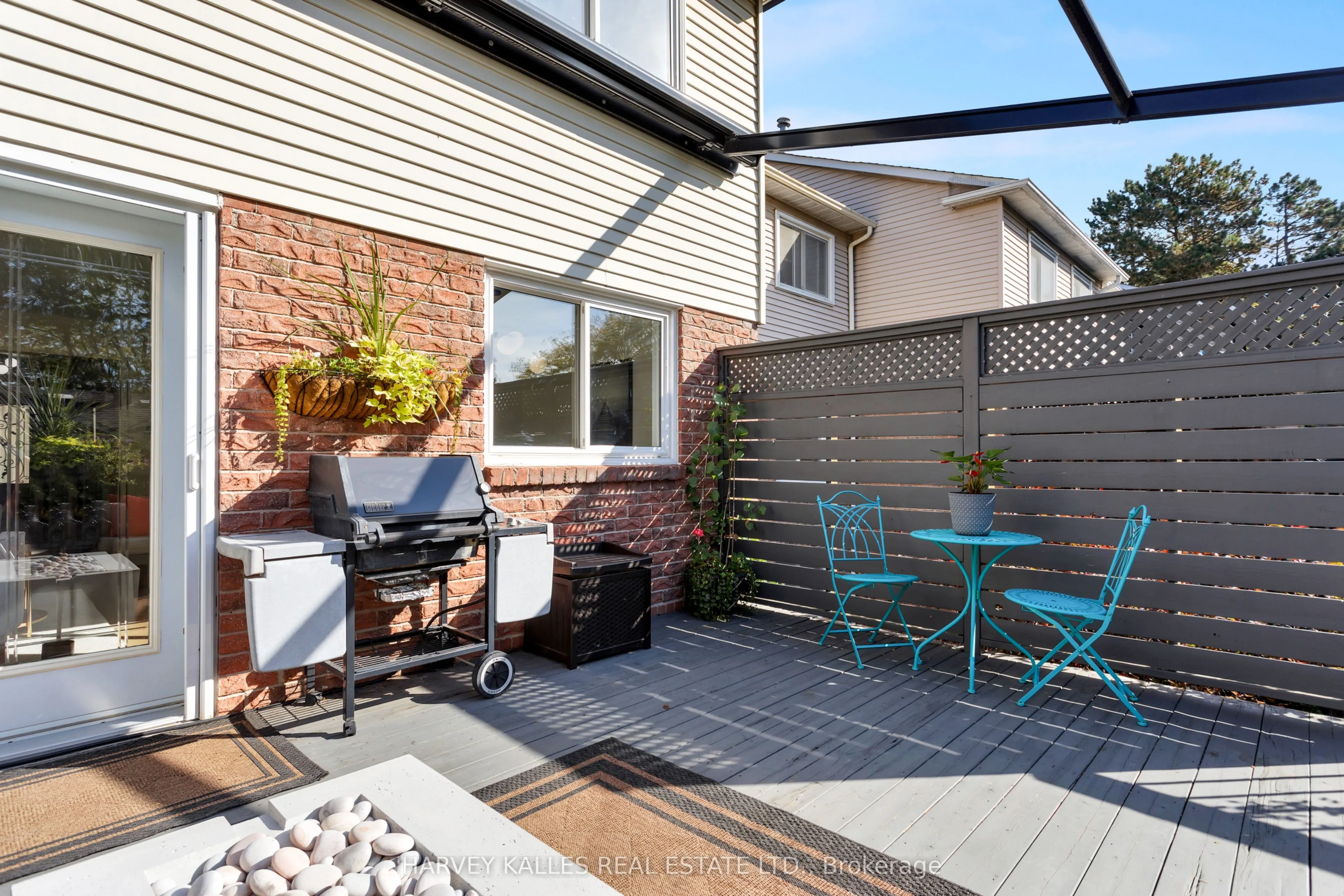 1084 Bordeaux Court