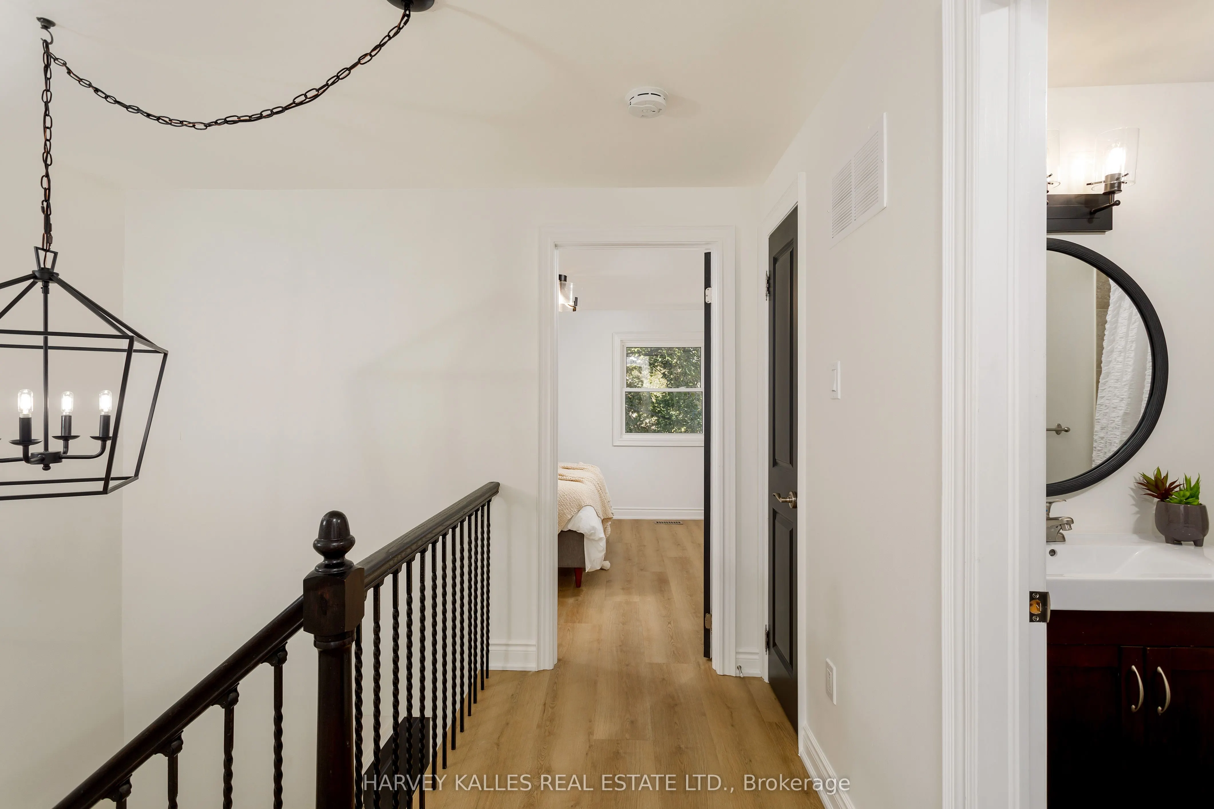 1084 Bordeaux Court