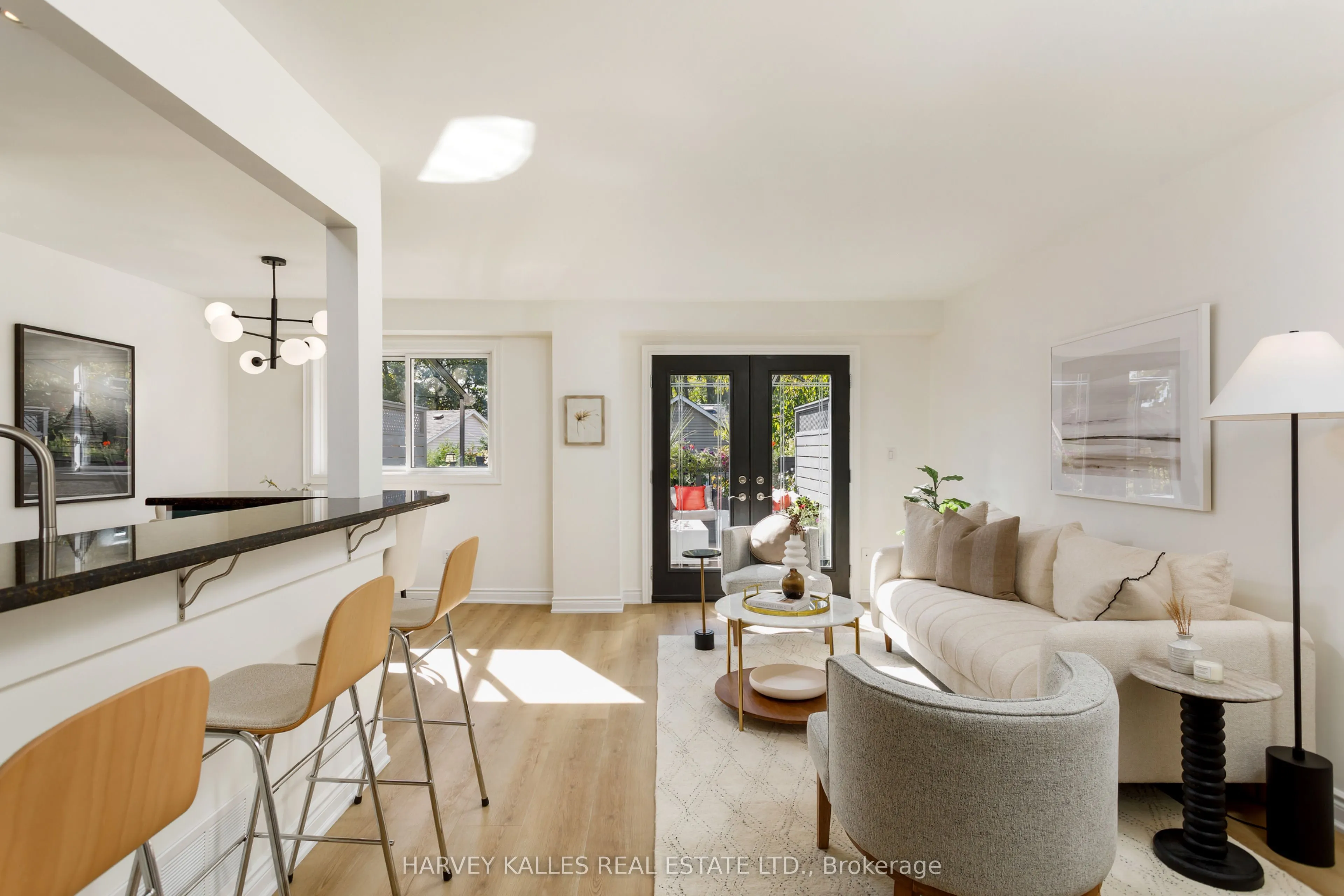 1084 Bordeaux Court