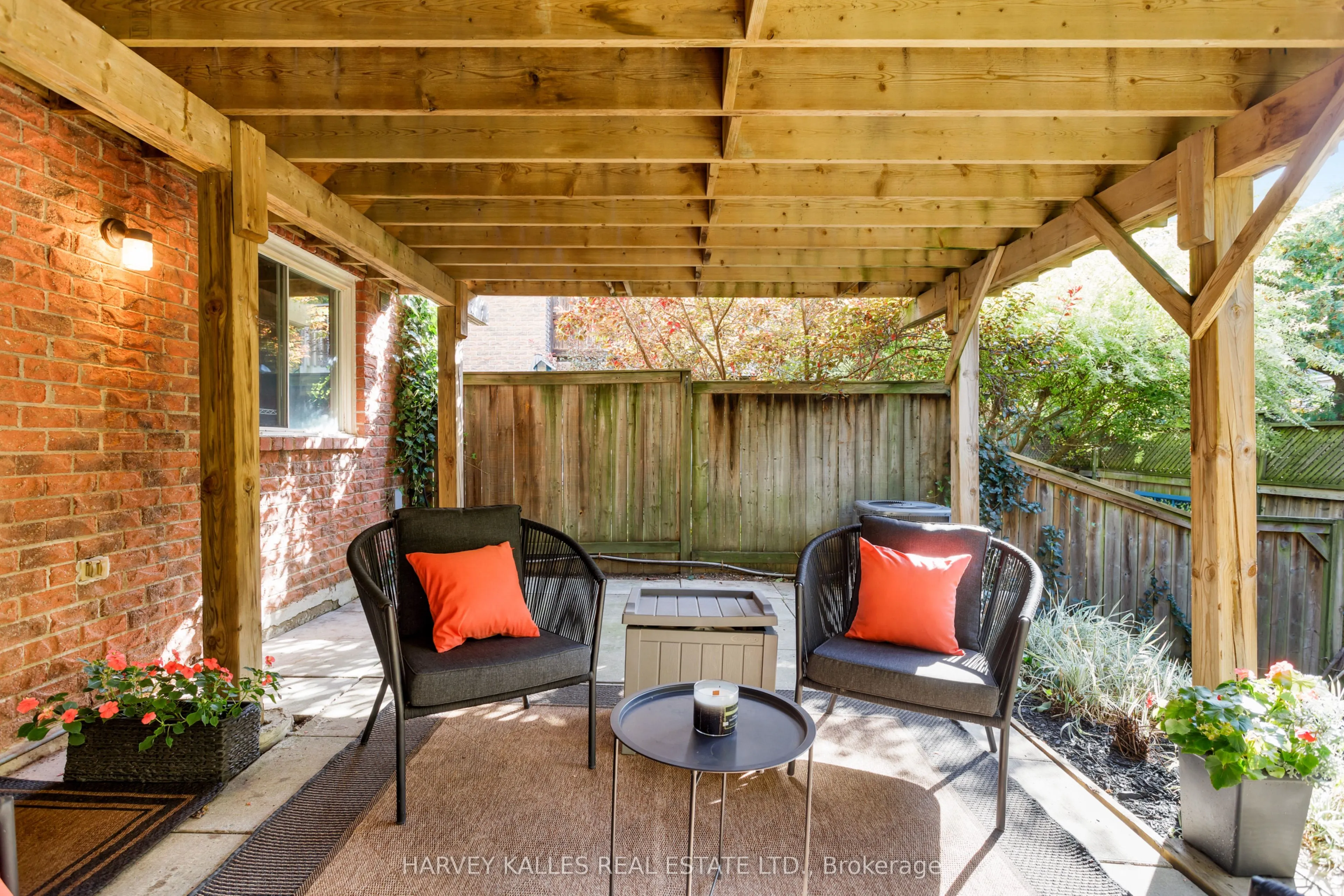 1084 Bordeaux Court