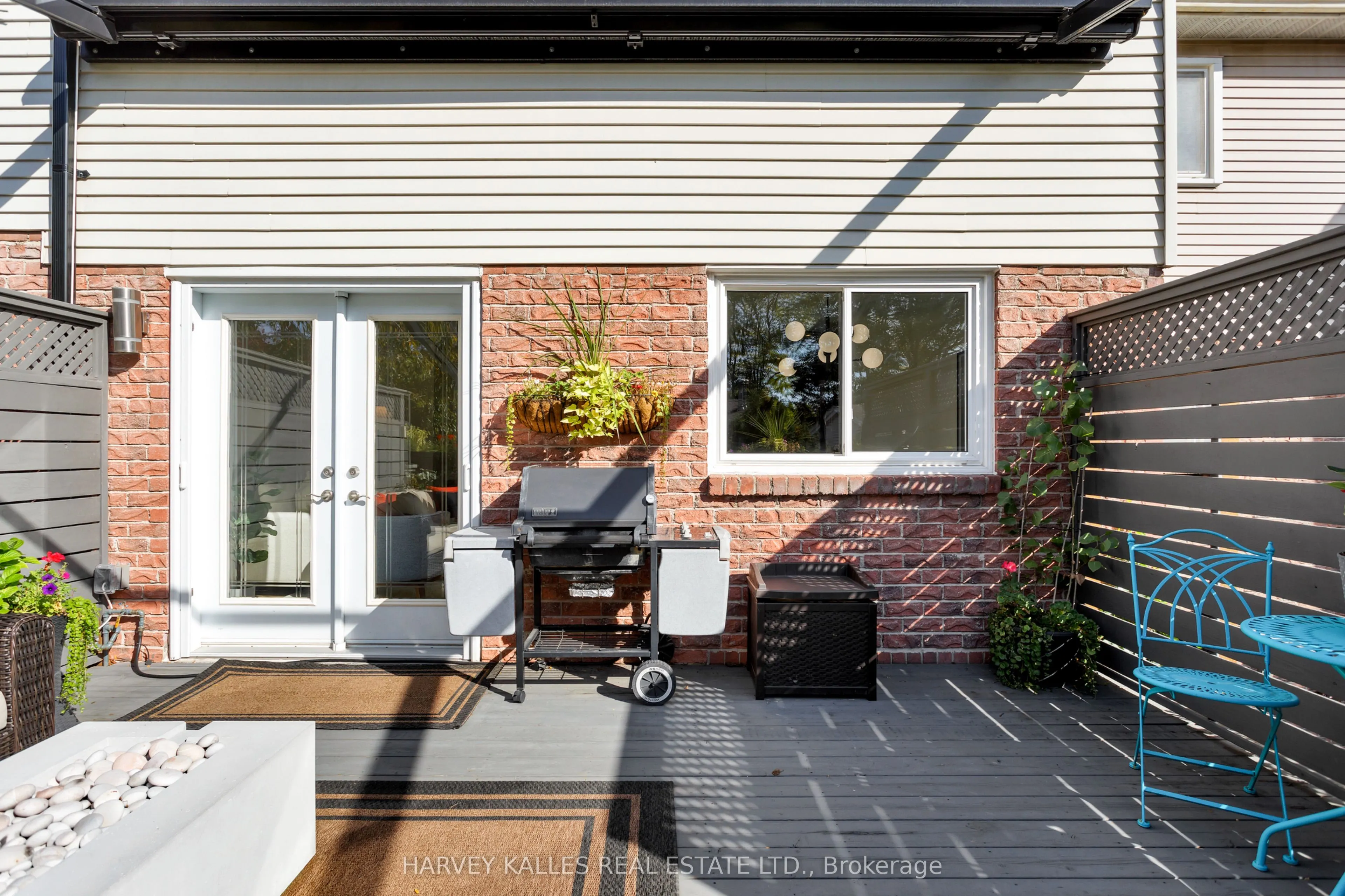 1084 Bordeaux Court