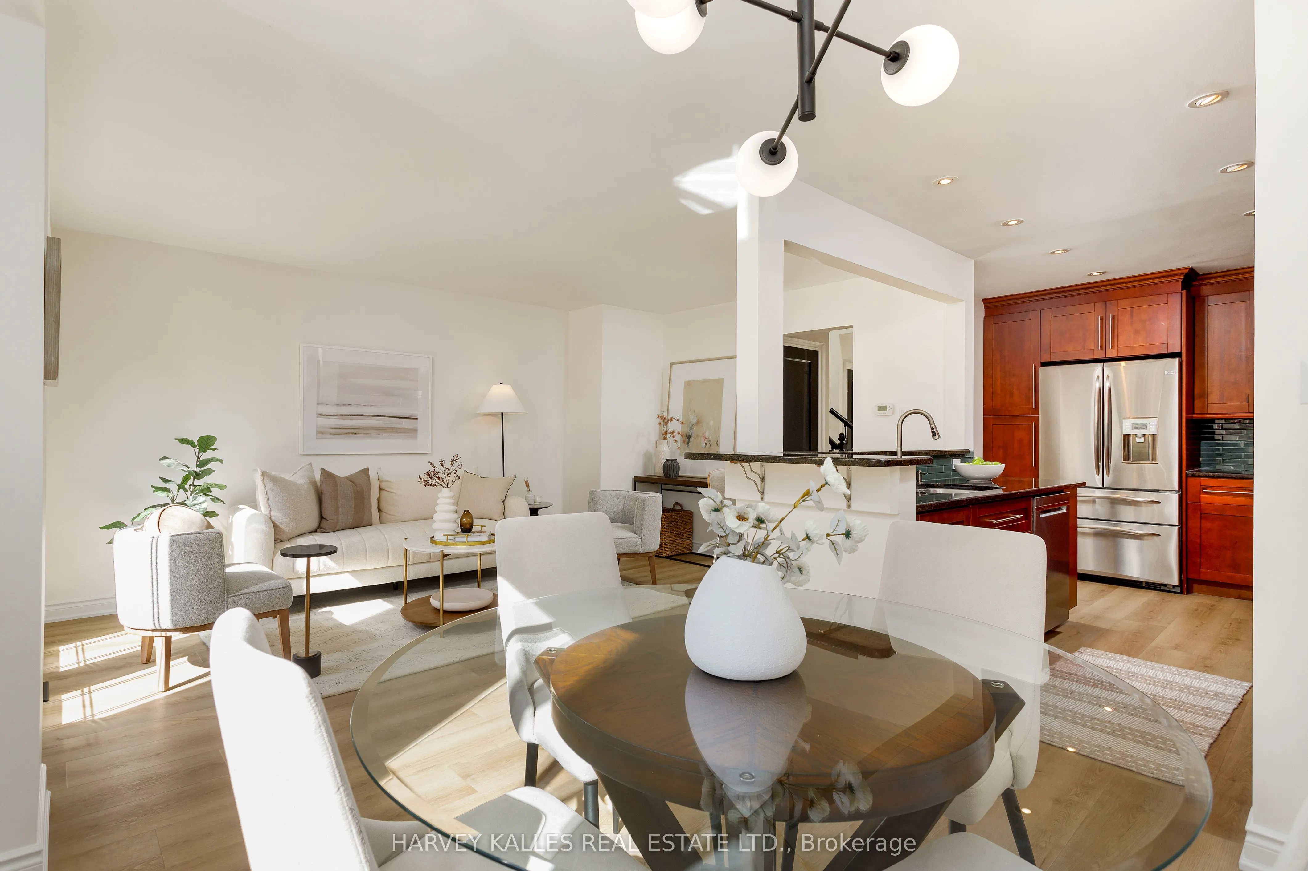 1084 Bordeaux Court