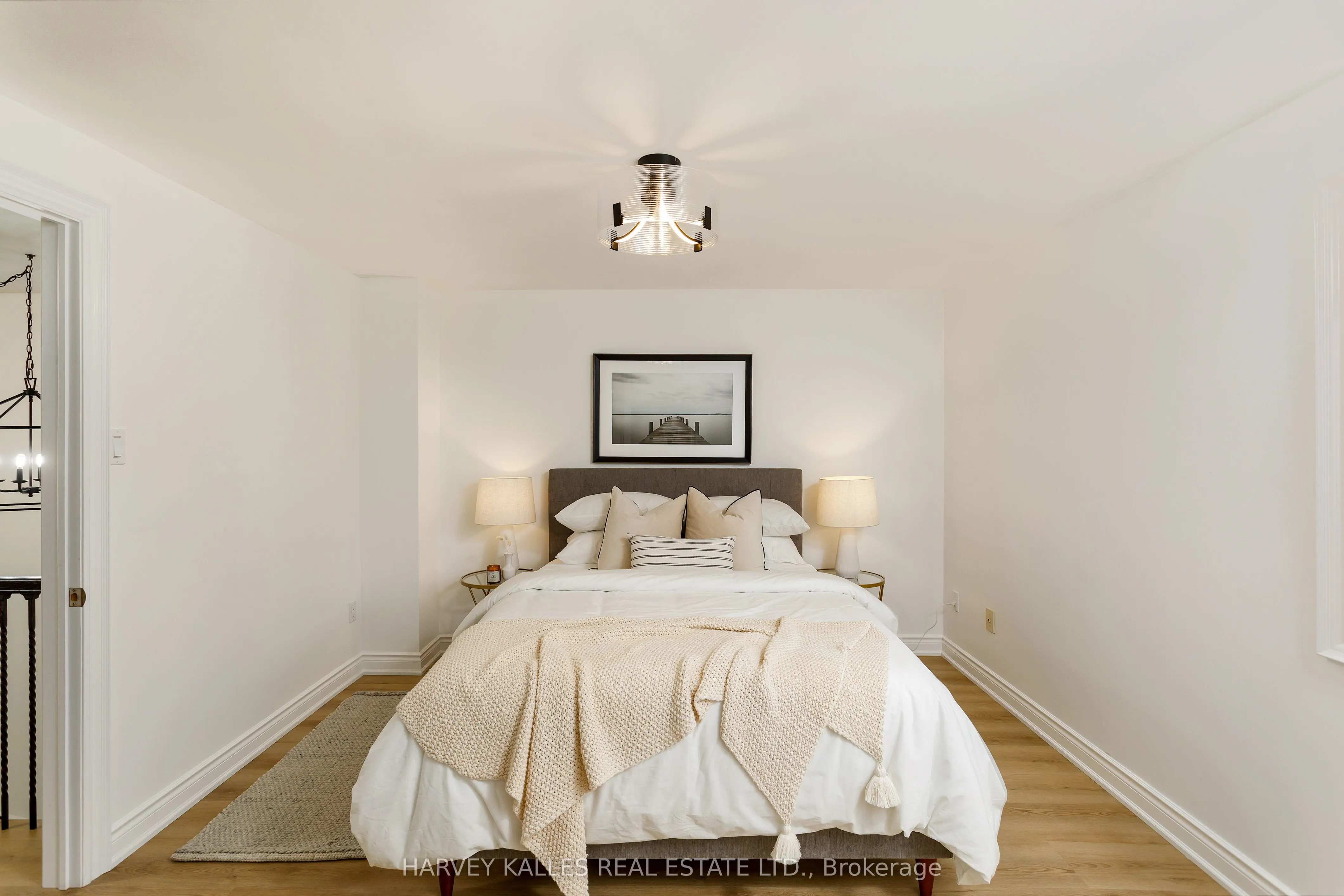 1084 Bordeaux Court