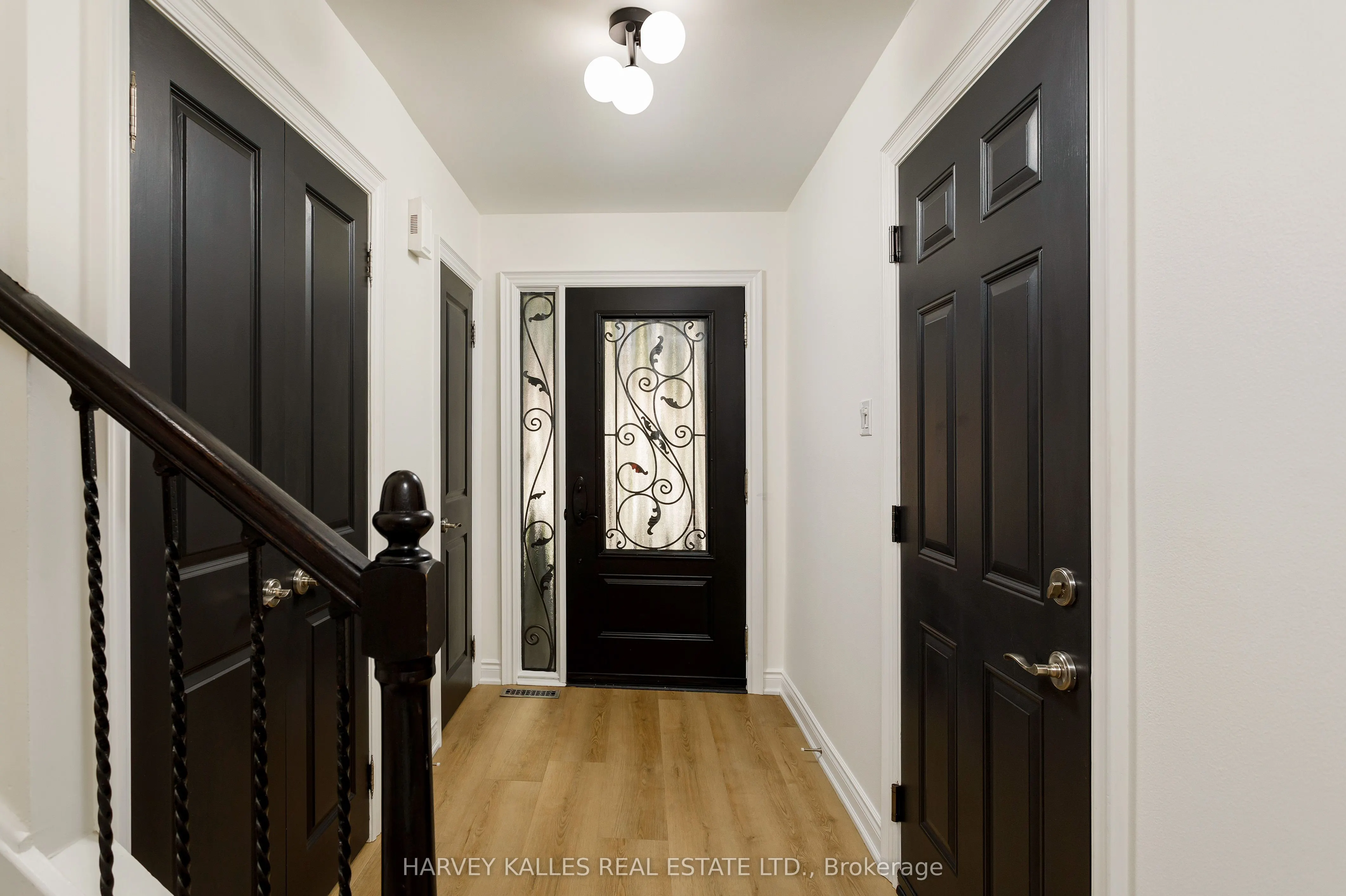 1084 Bordeaux Court