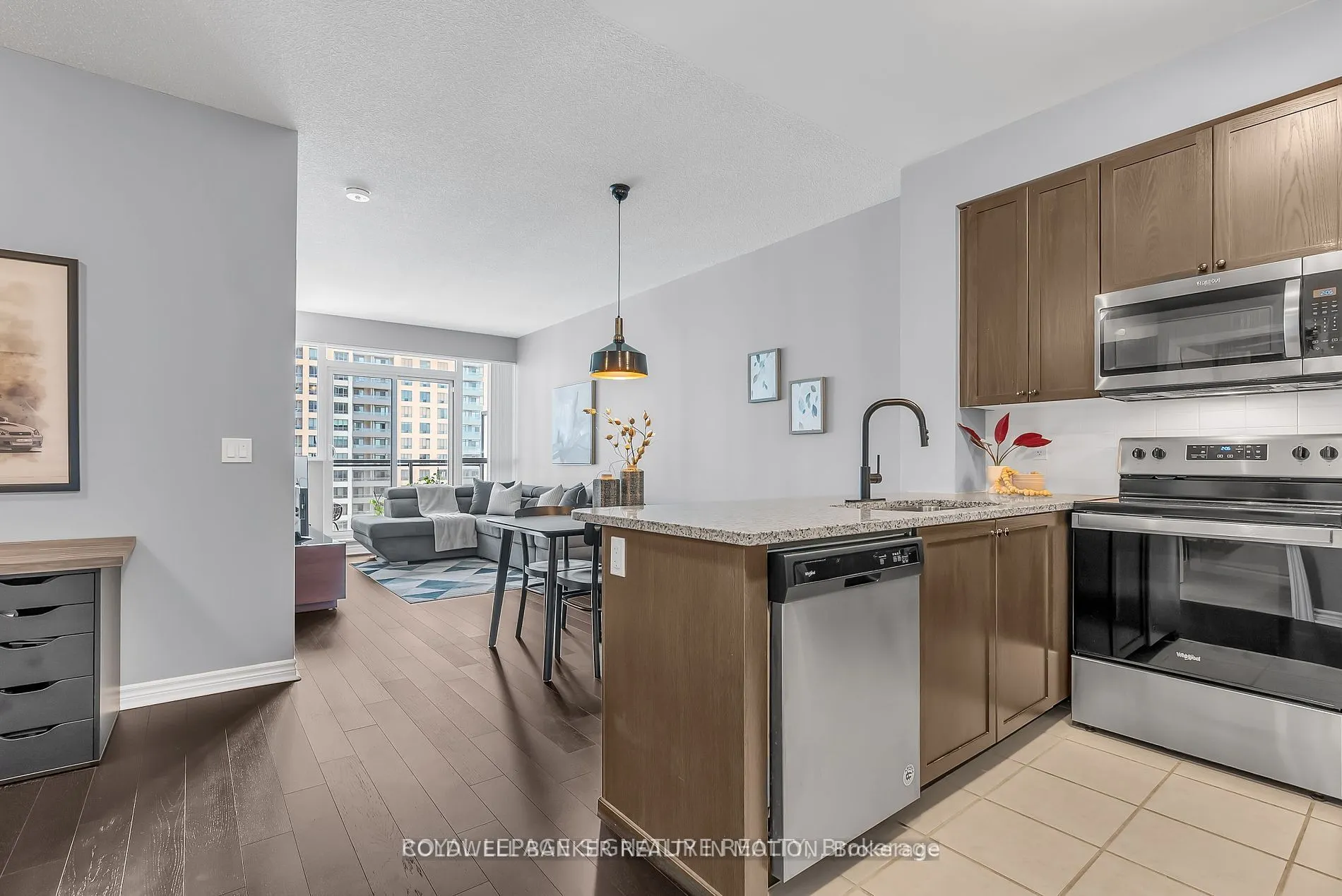 349 Rathburn Road W, #1108