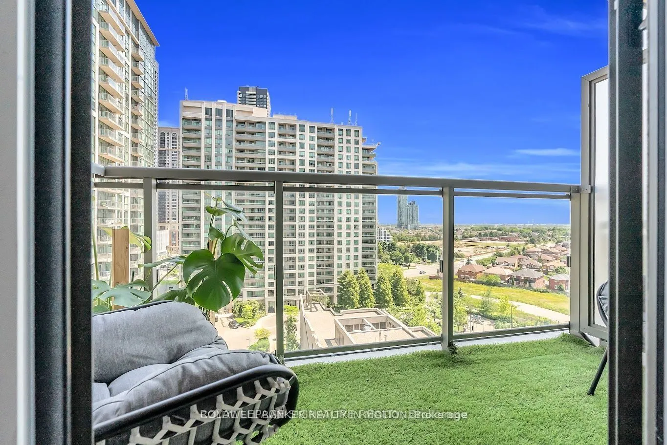 349 Rathburn Road W, #1108