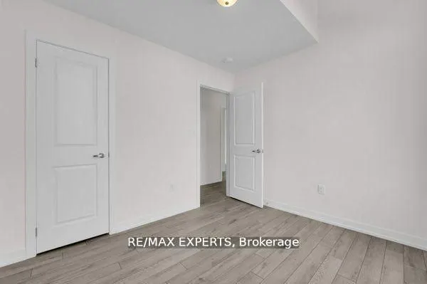 1537 Moonseed Place