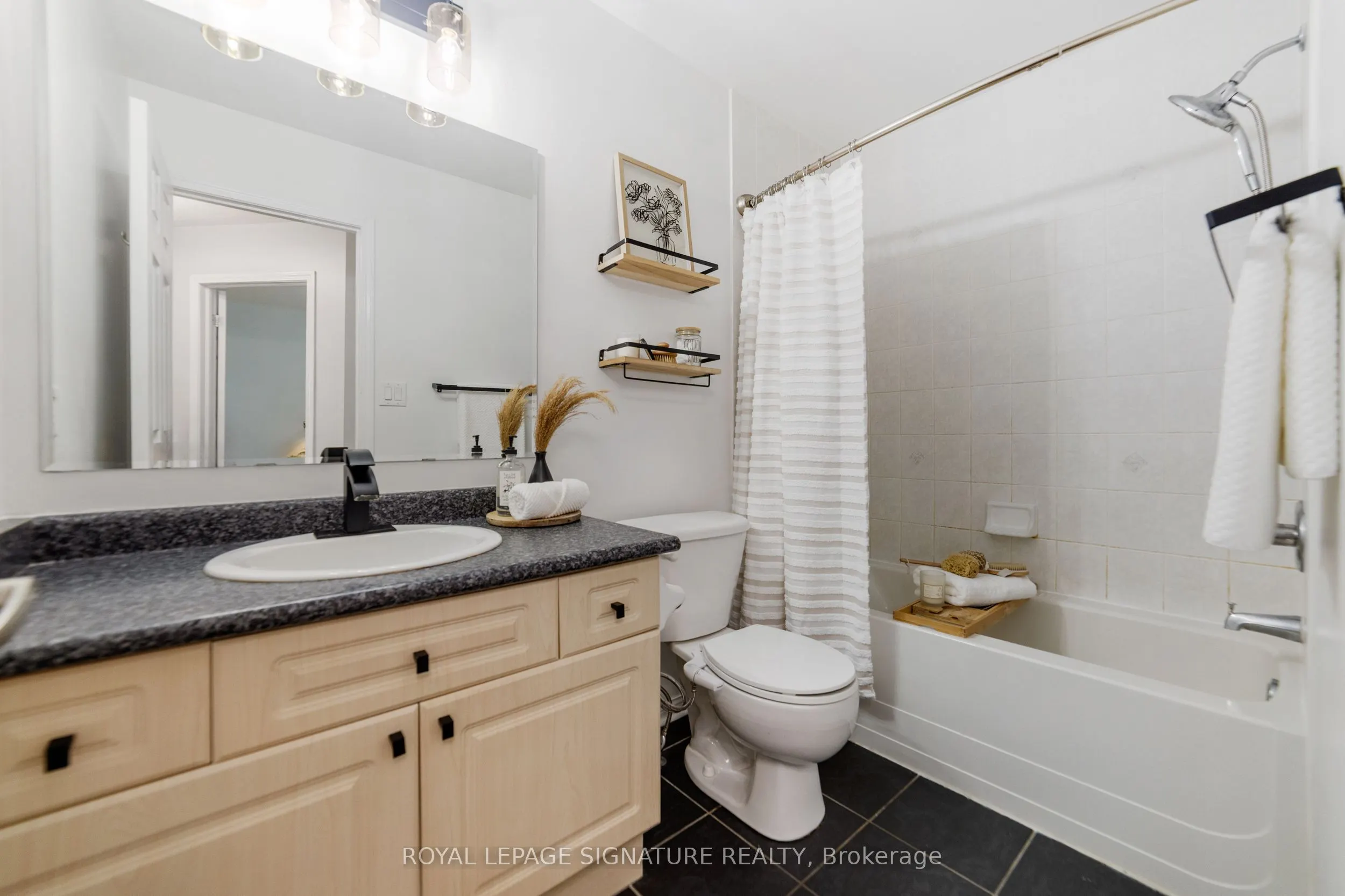 3113 Stornoway Circle