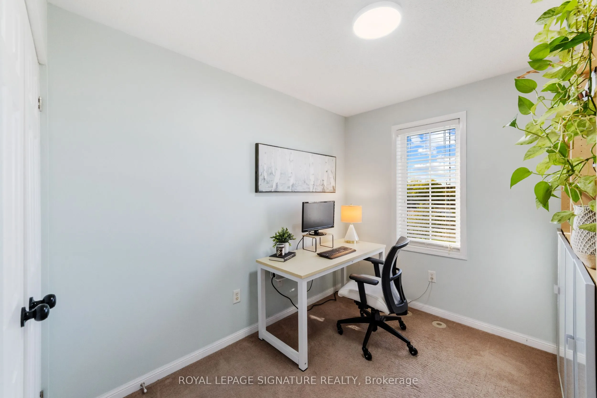 3113 Stornoway Circle