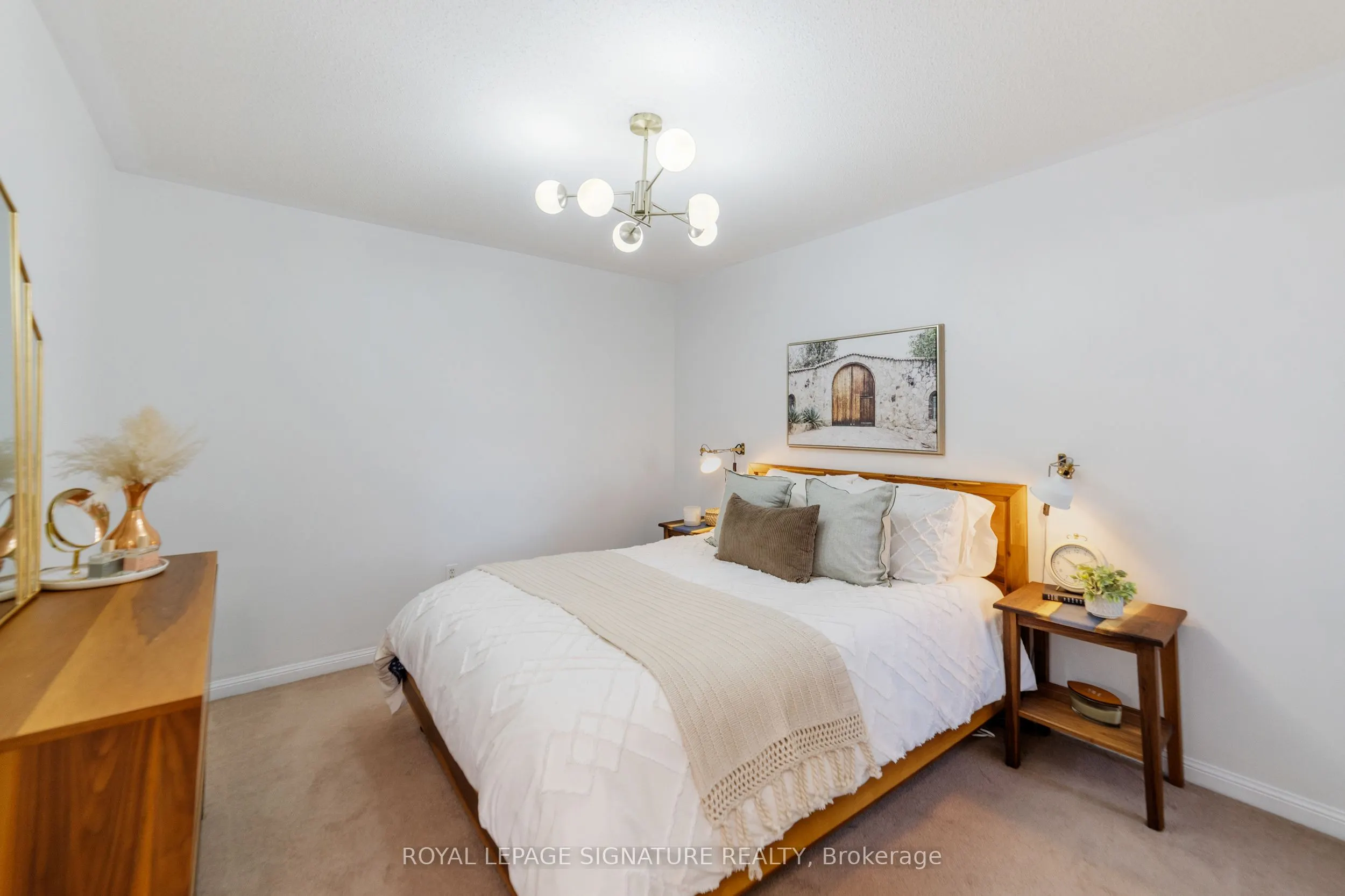 3113 Stornoway Circle