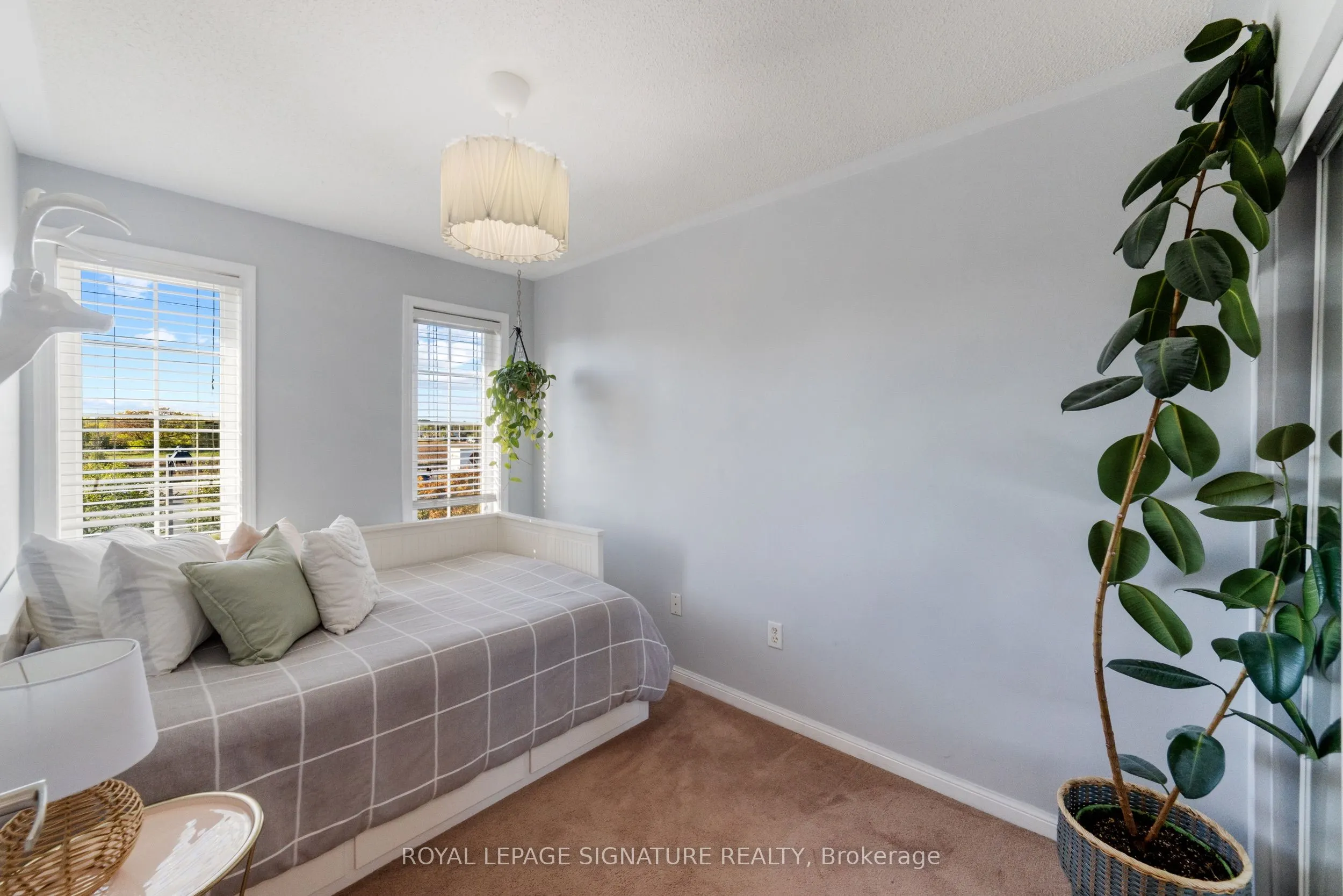 3113 Stornoway Circle