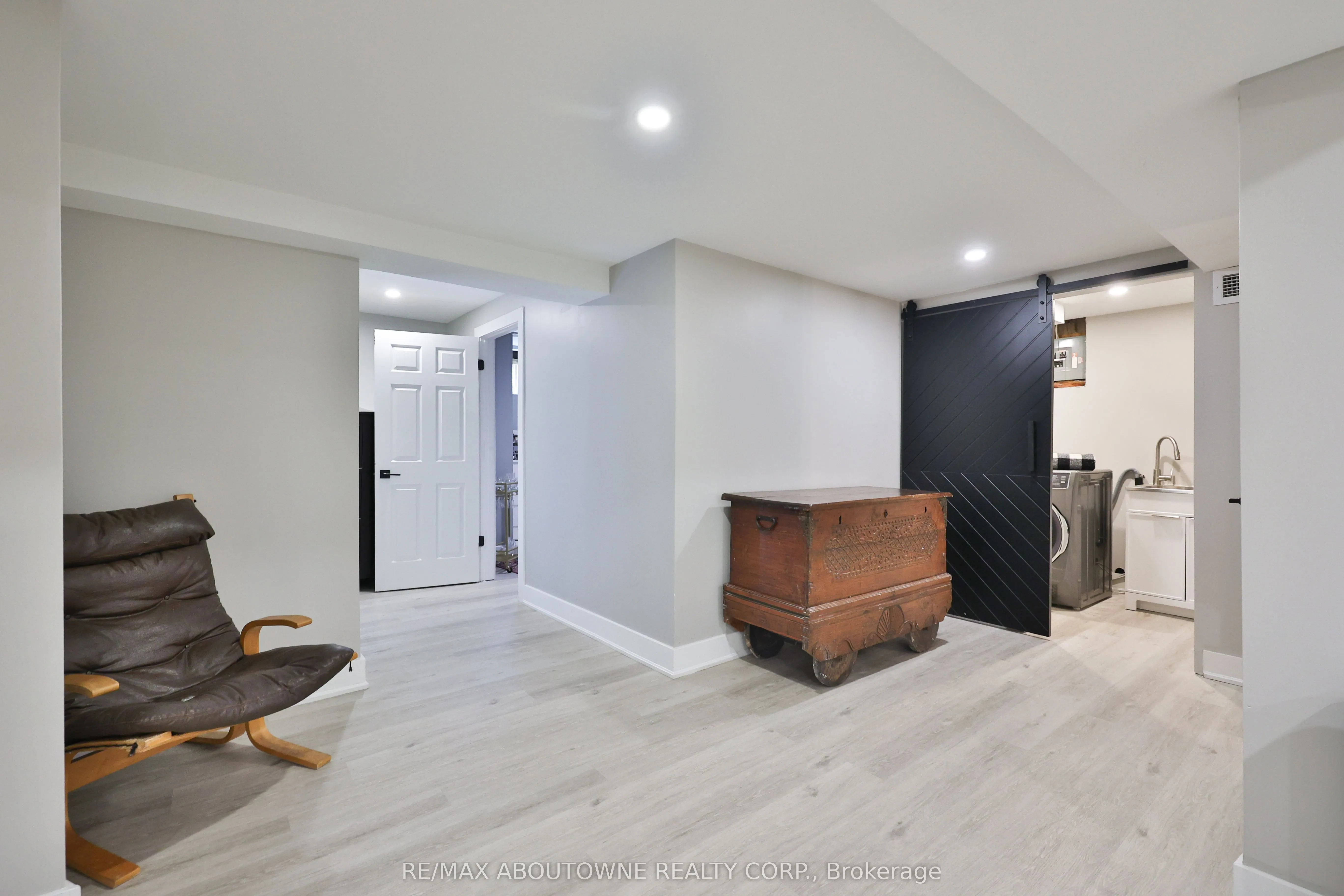 1131 Carol Street