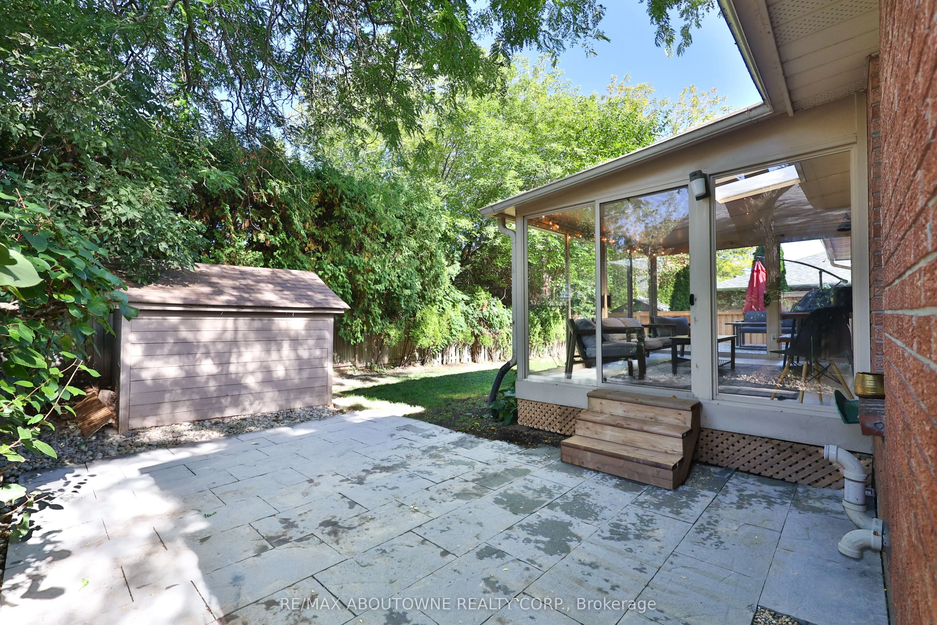 1131 Carol Street