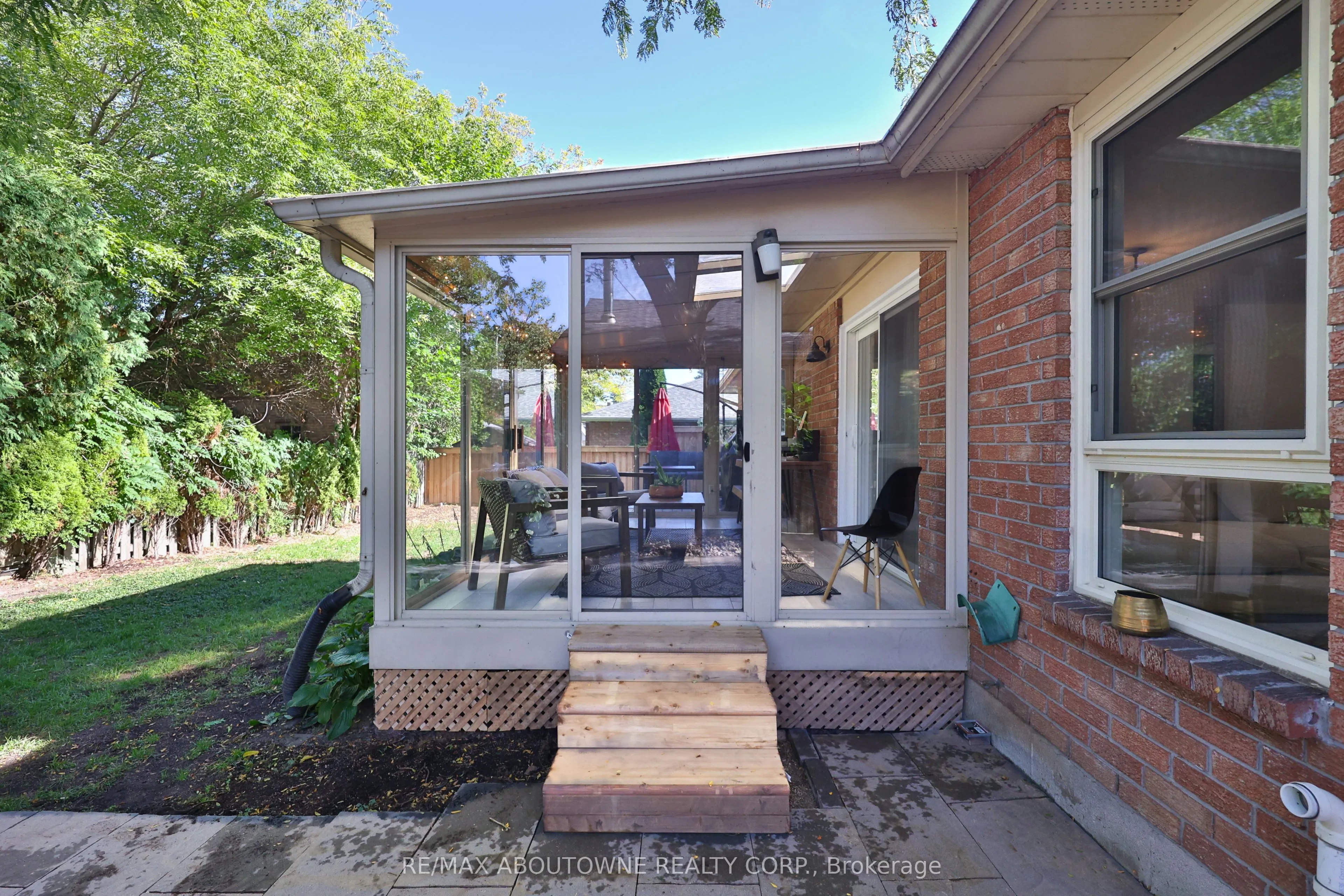 1131 Carol Street