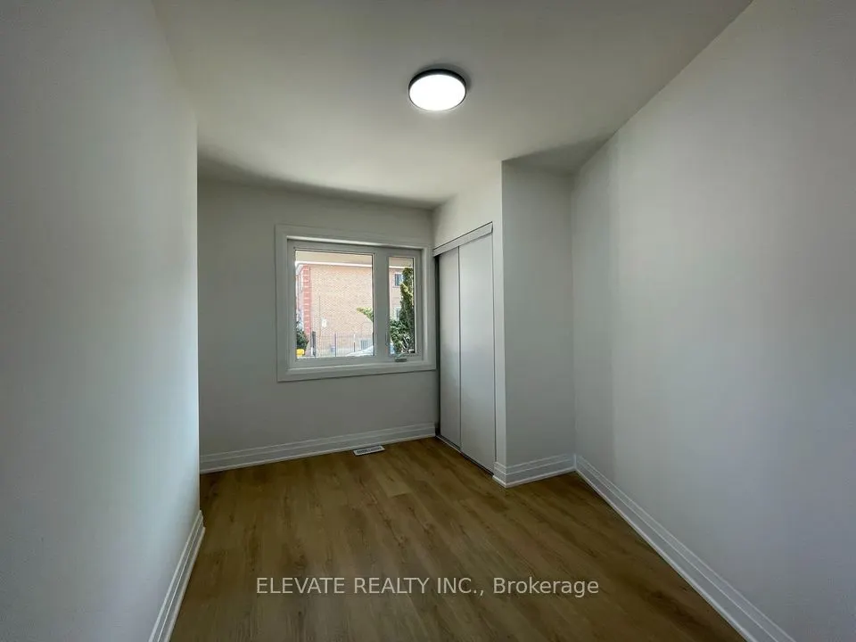 38 Lightbourn Avenue