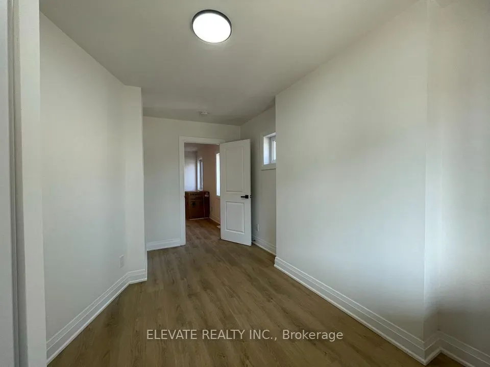38 Lightbourn Avenue