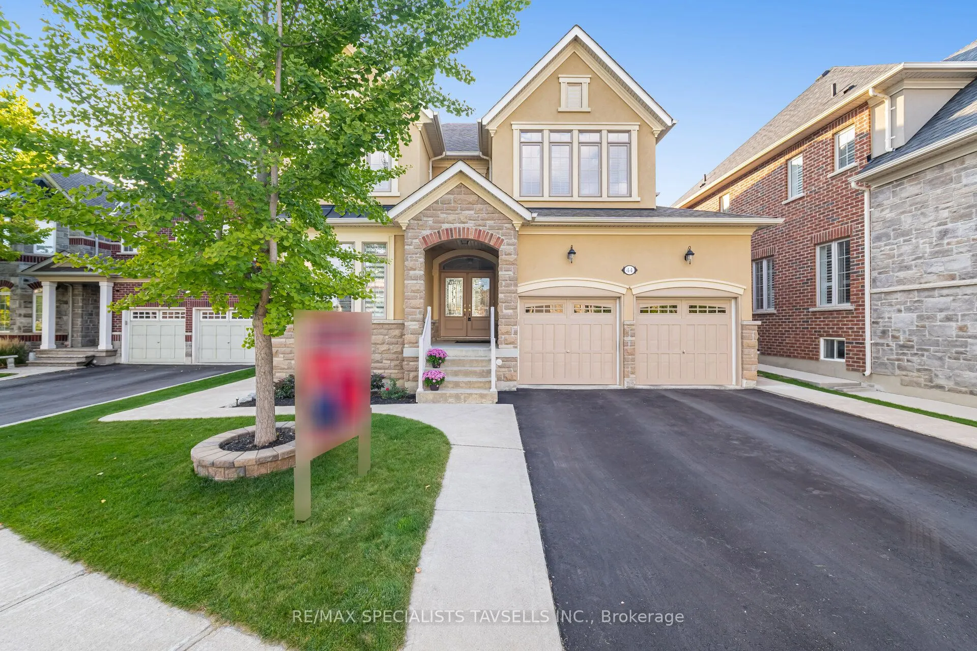 44 Gentle Fox Drive