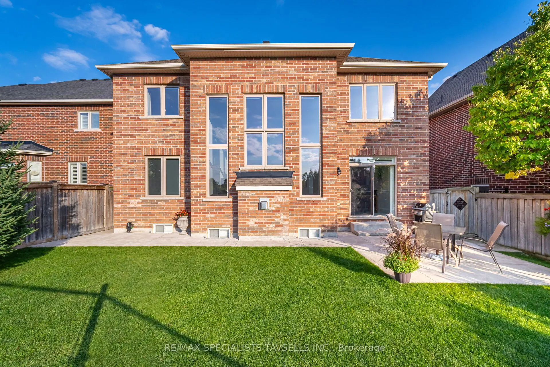 44 Gentle Fox Drive