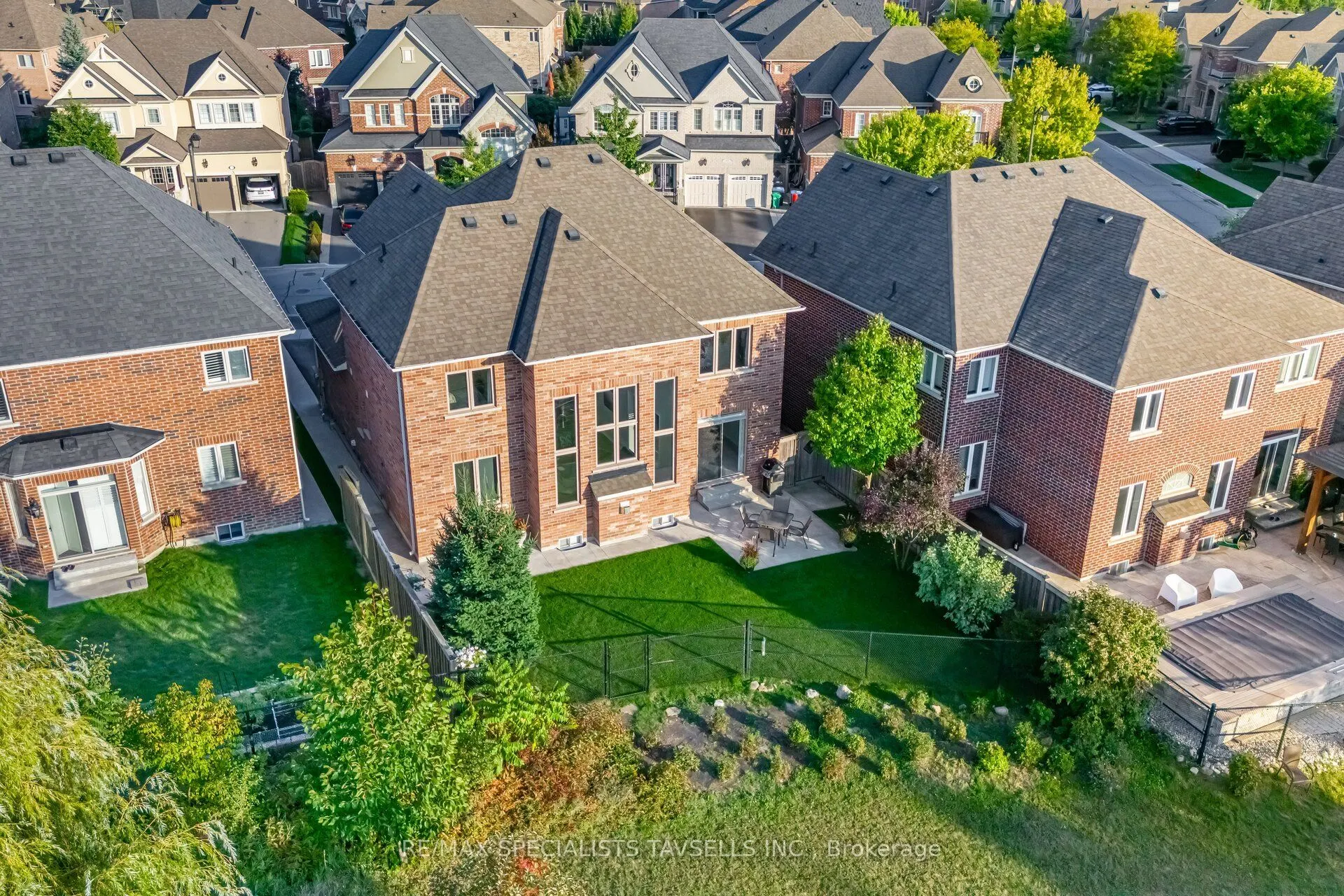 44 Gentle Fox Drive