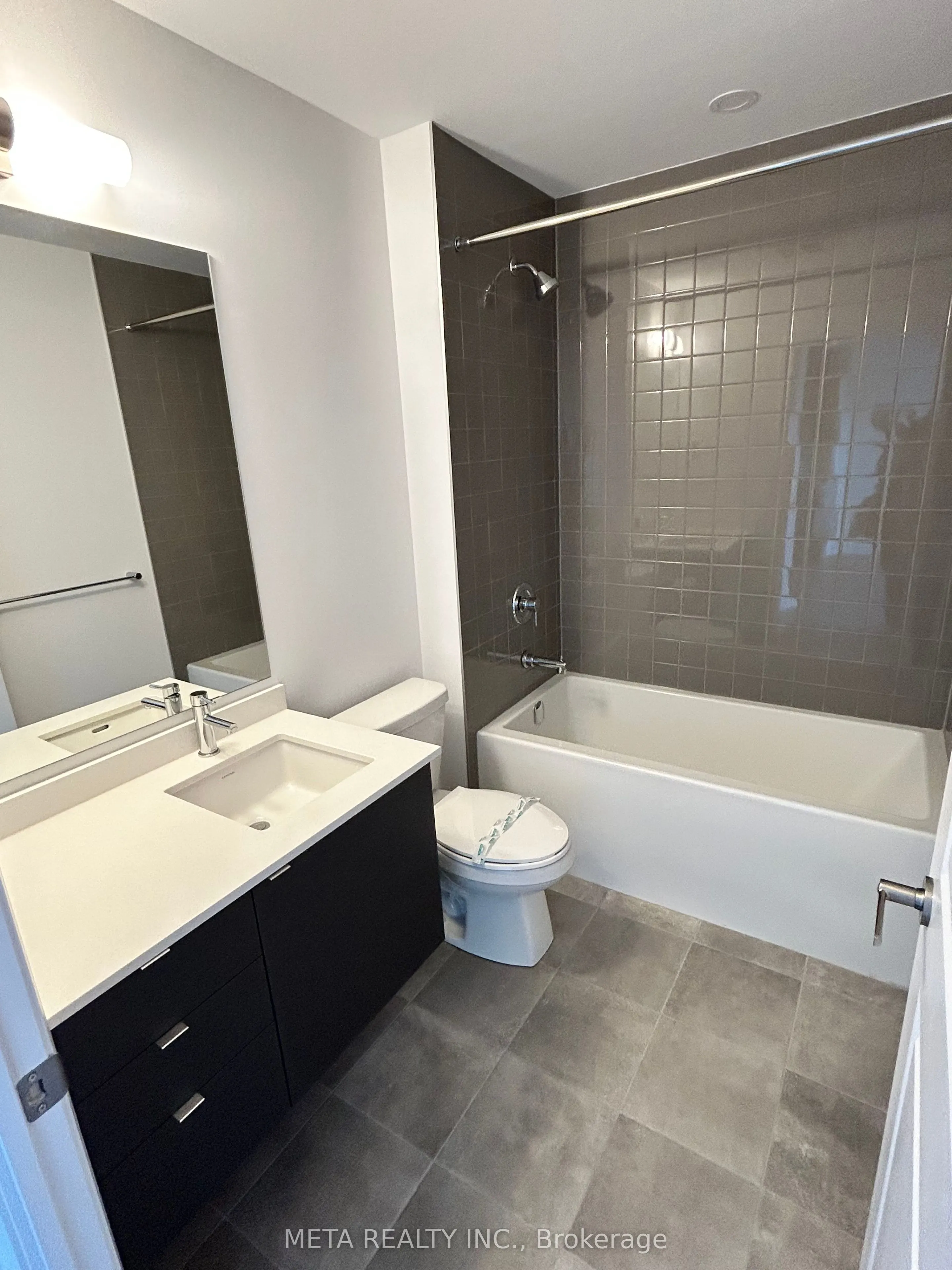 3240 William Coltson Avenue, #621