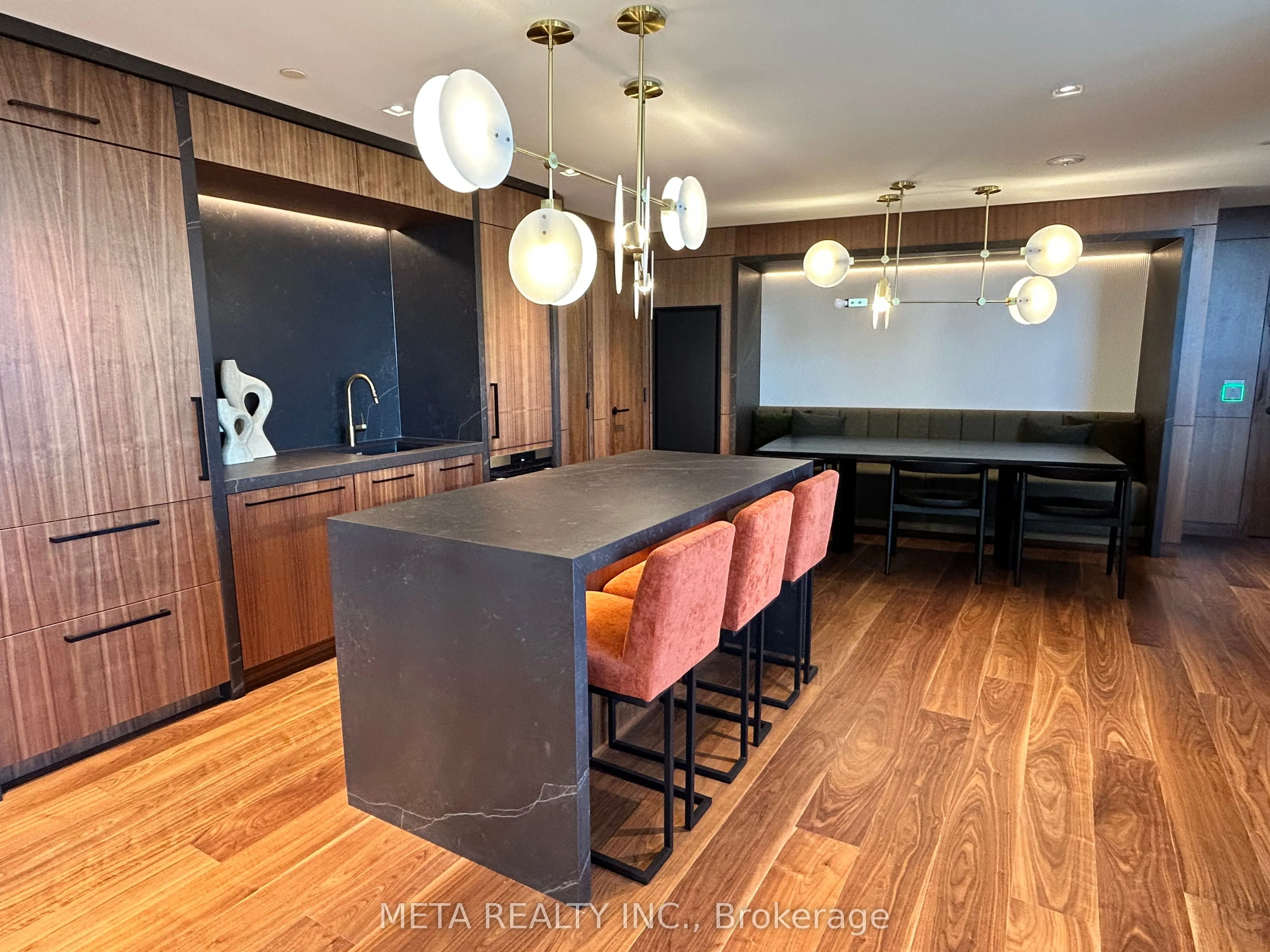 3240 William Coltson Avenue, #621