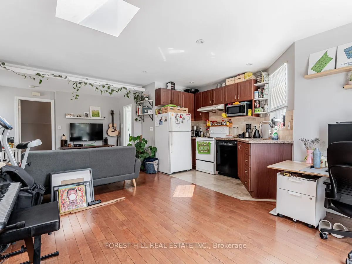 12 Salem Avenue, #3