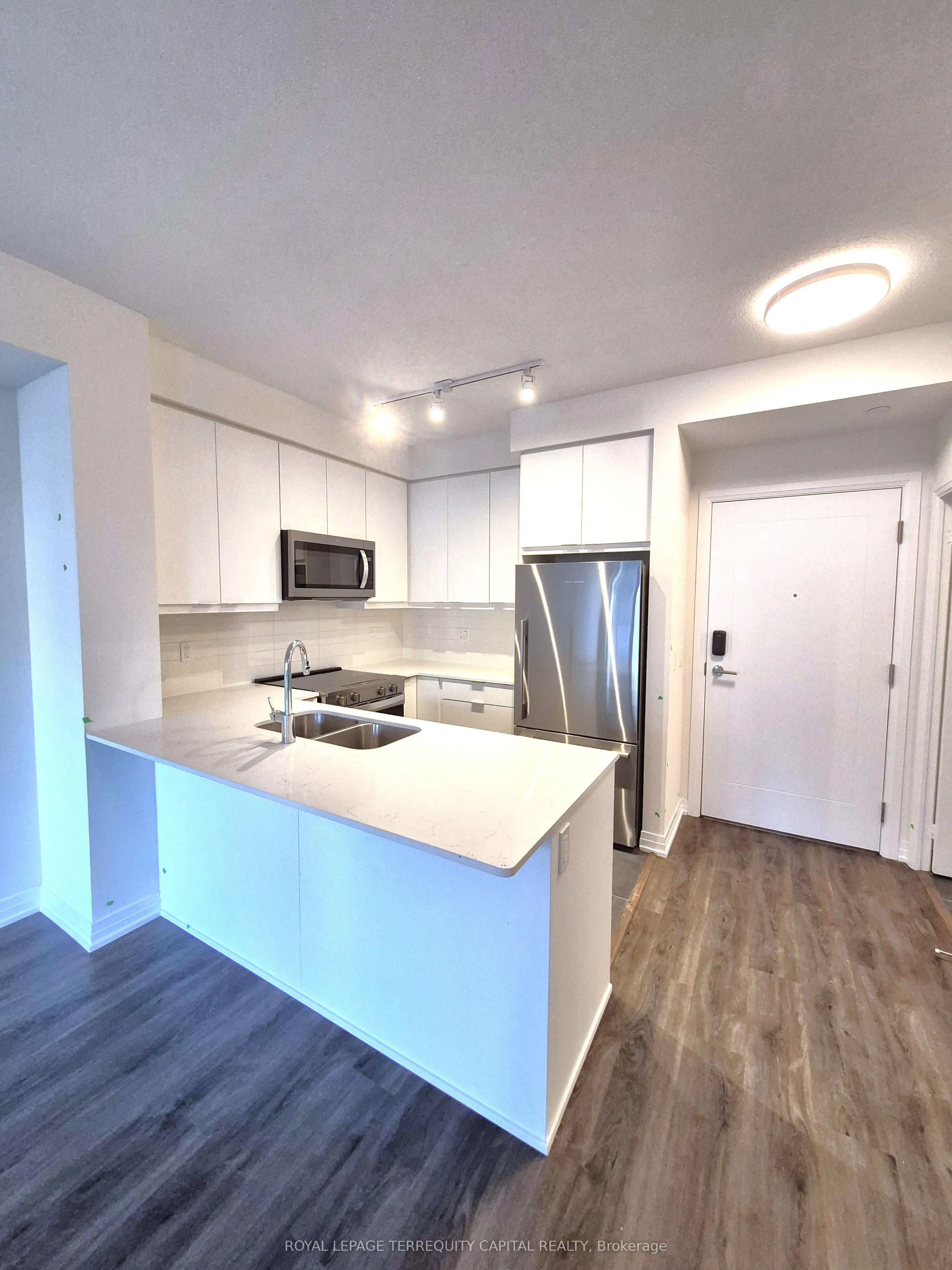15 Watergarden Drive, #513