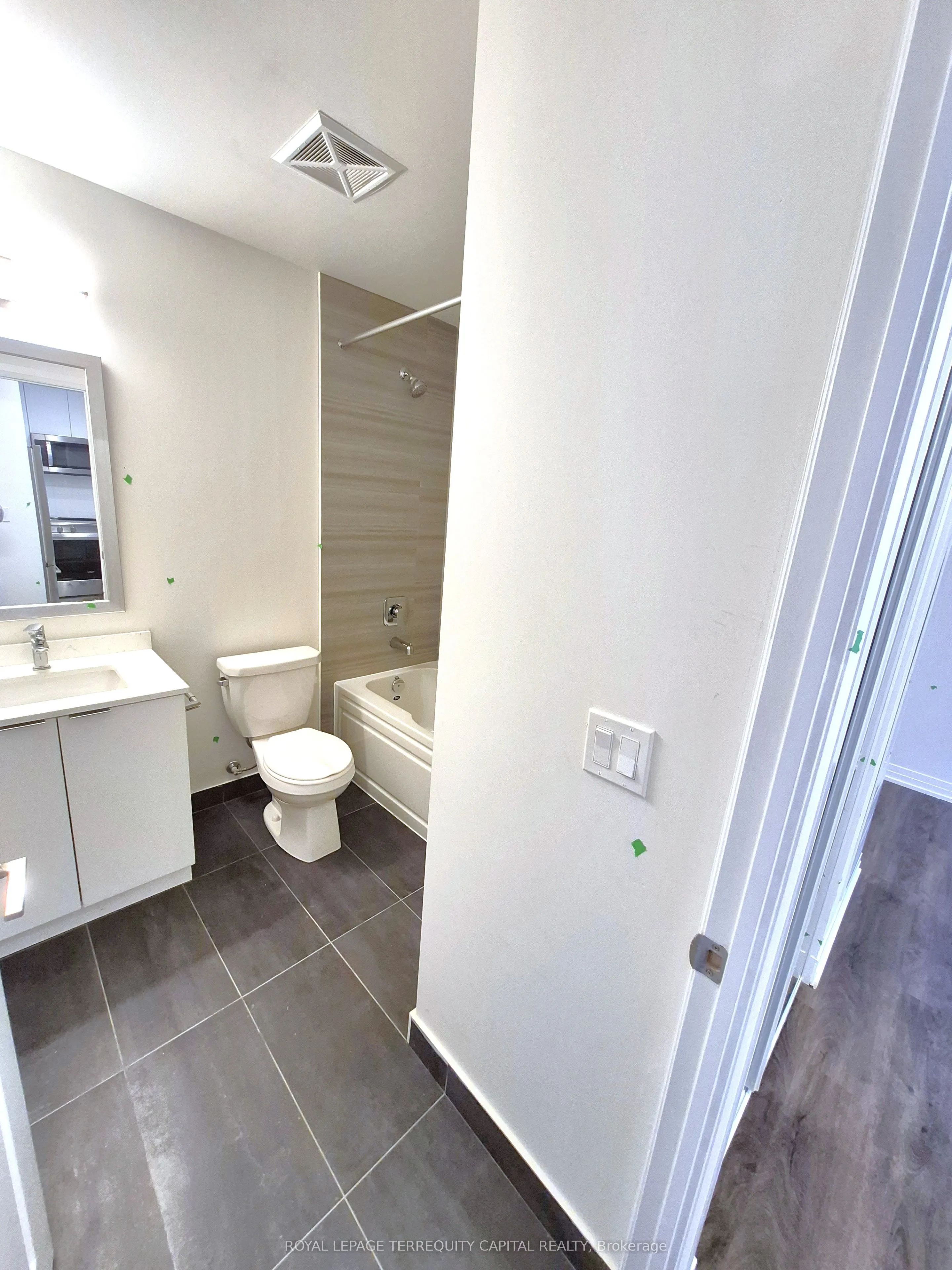 15 Watergarden Drive, #513