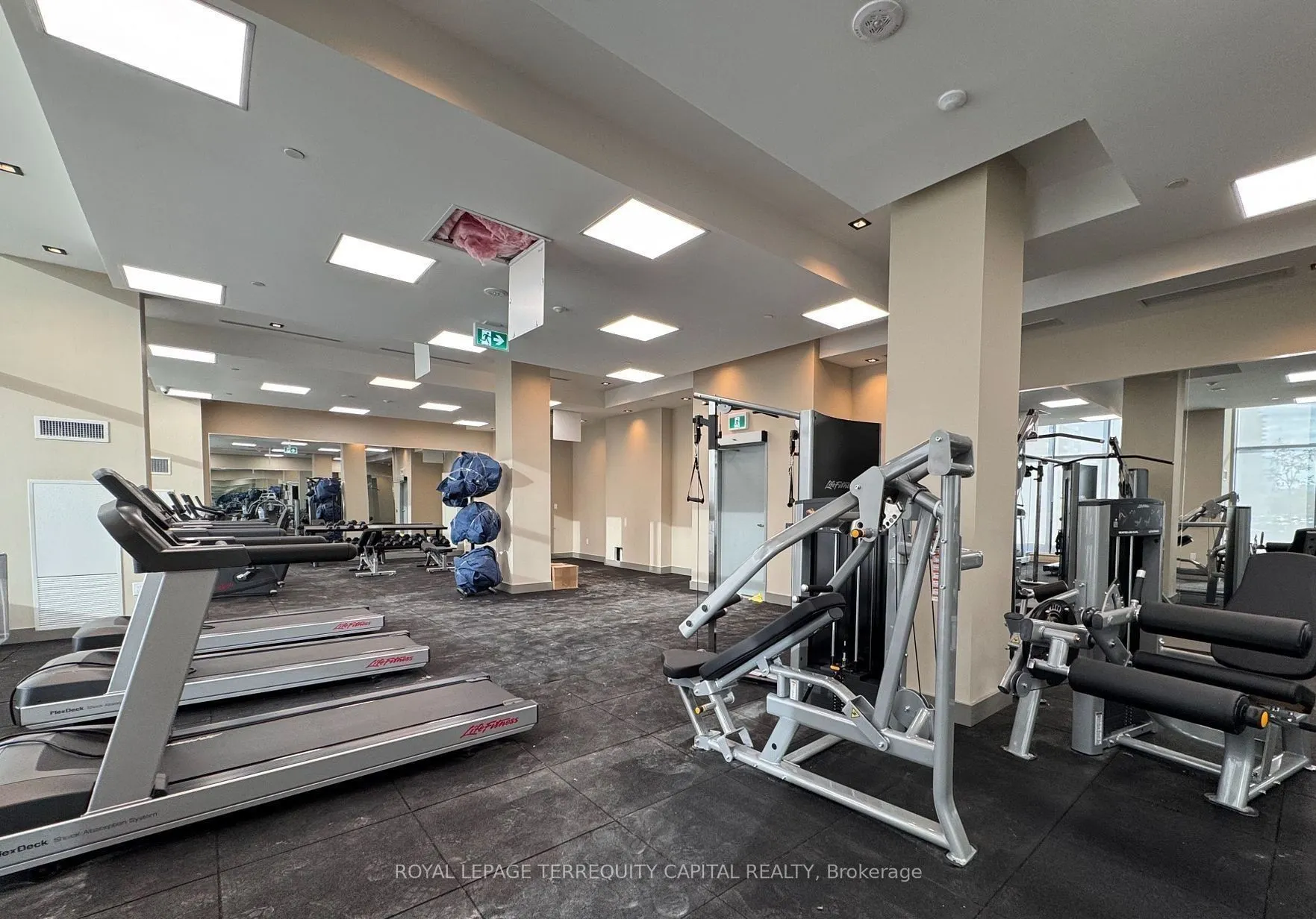 15 Watergarden Drive, #513