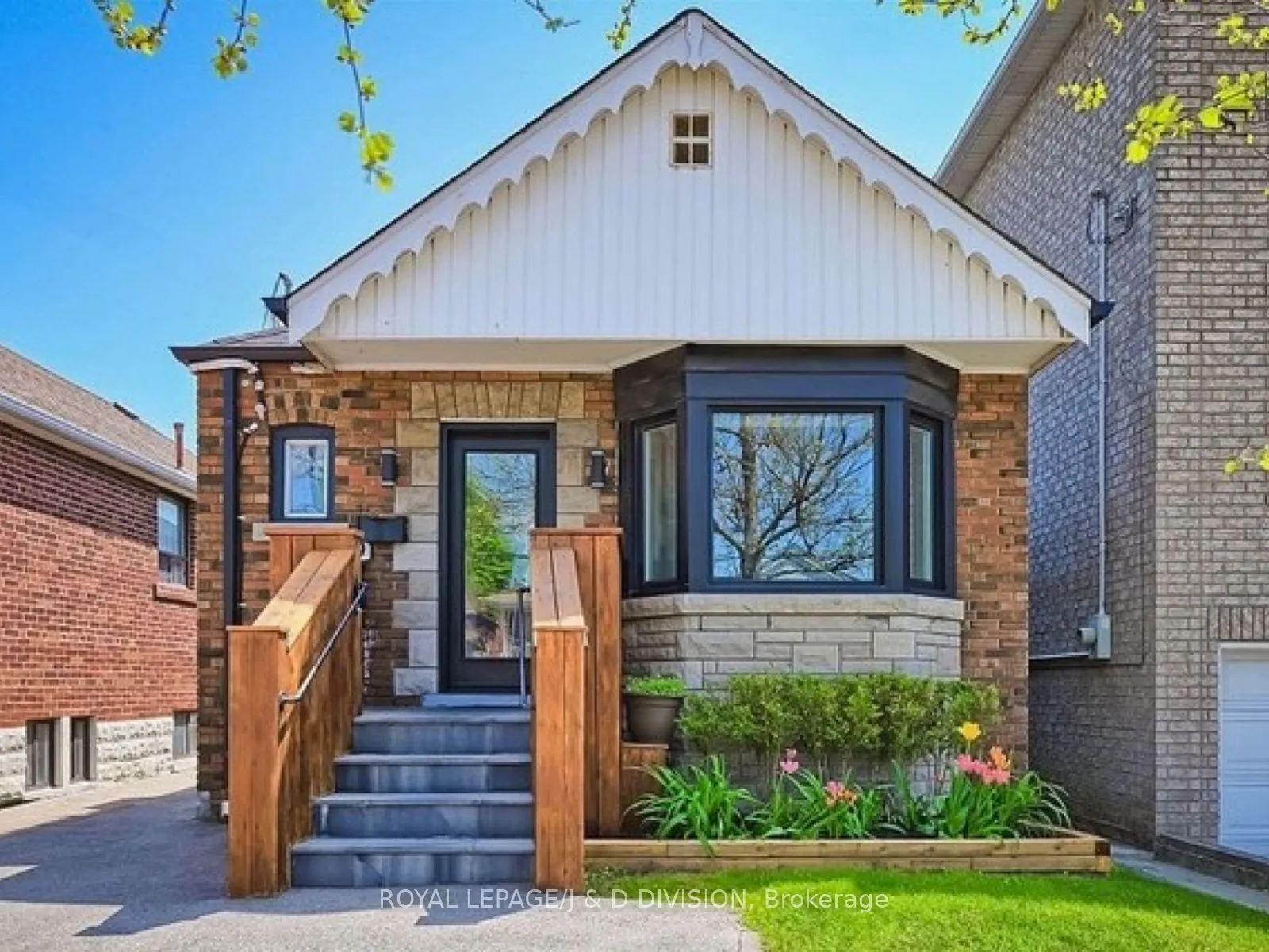 479 Ridelle Avenue